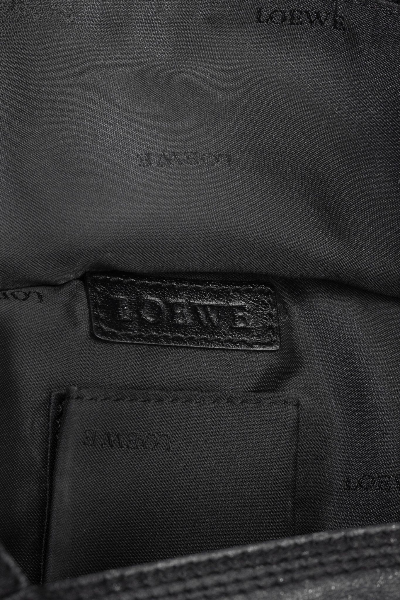 Loewe Loewe Nappa Aire Metallic Black Sheep Skin Anagram Handbag Size ONE SIZE - 12 Thumbnail