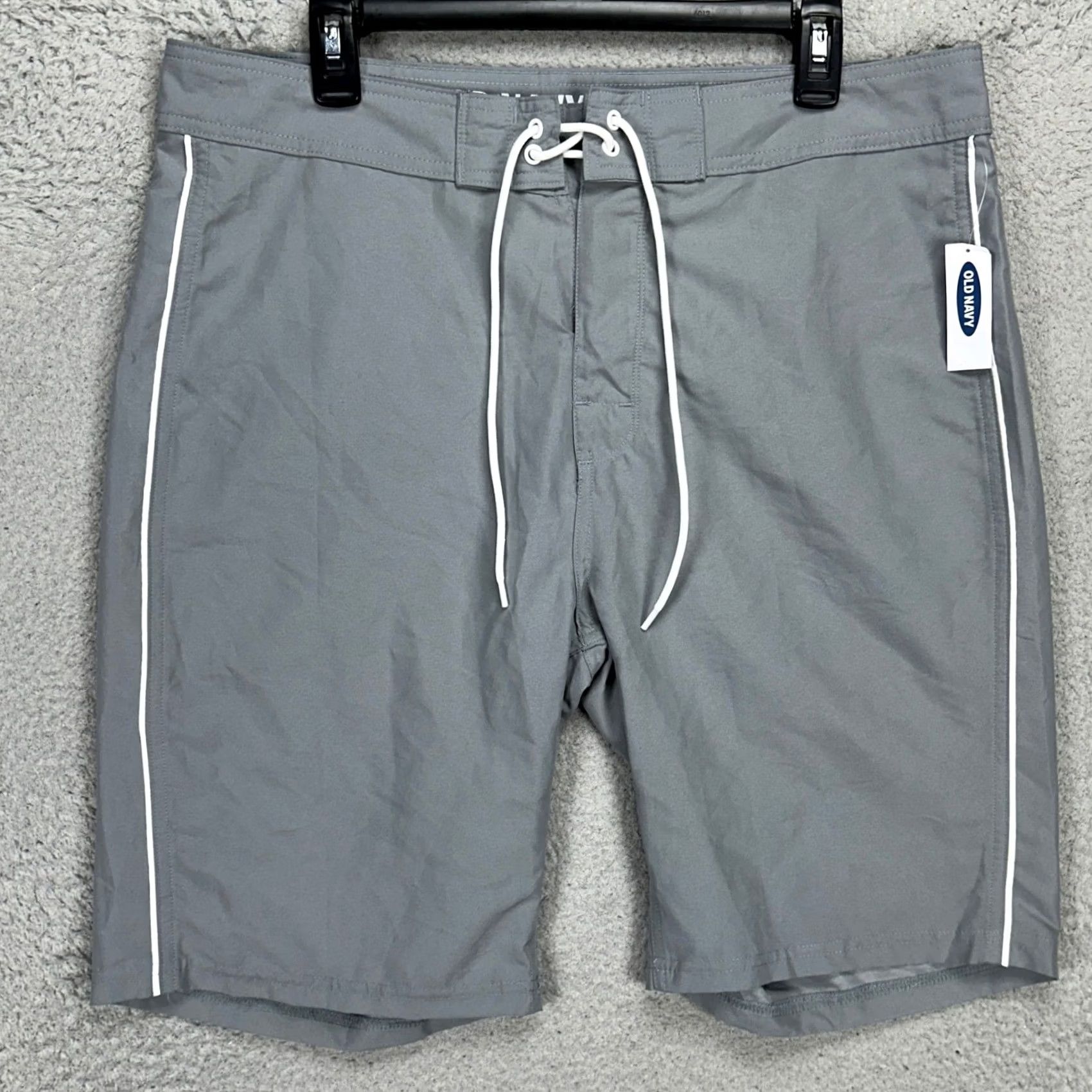Old Navy Old Navy Mens Swim Trunks 34 Grey White Board Shorts NEW Swimwear Drawstring Outdoor Pockets Mens 34 Gray White Board Shorts Size US 34 / EU 50 - 2 Thumbnail