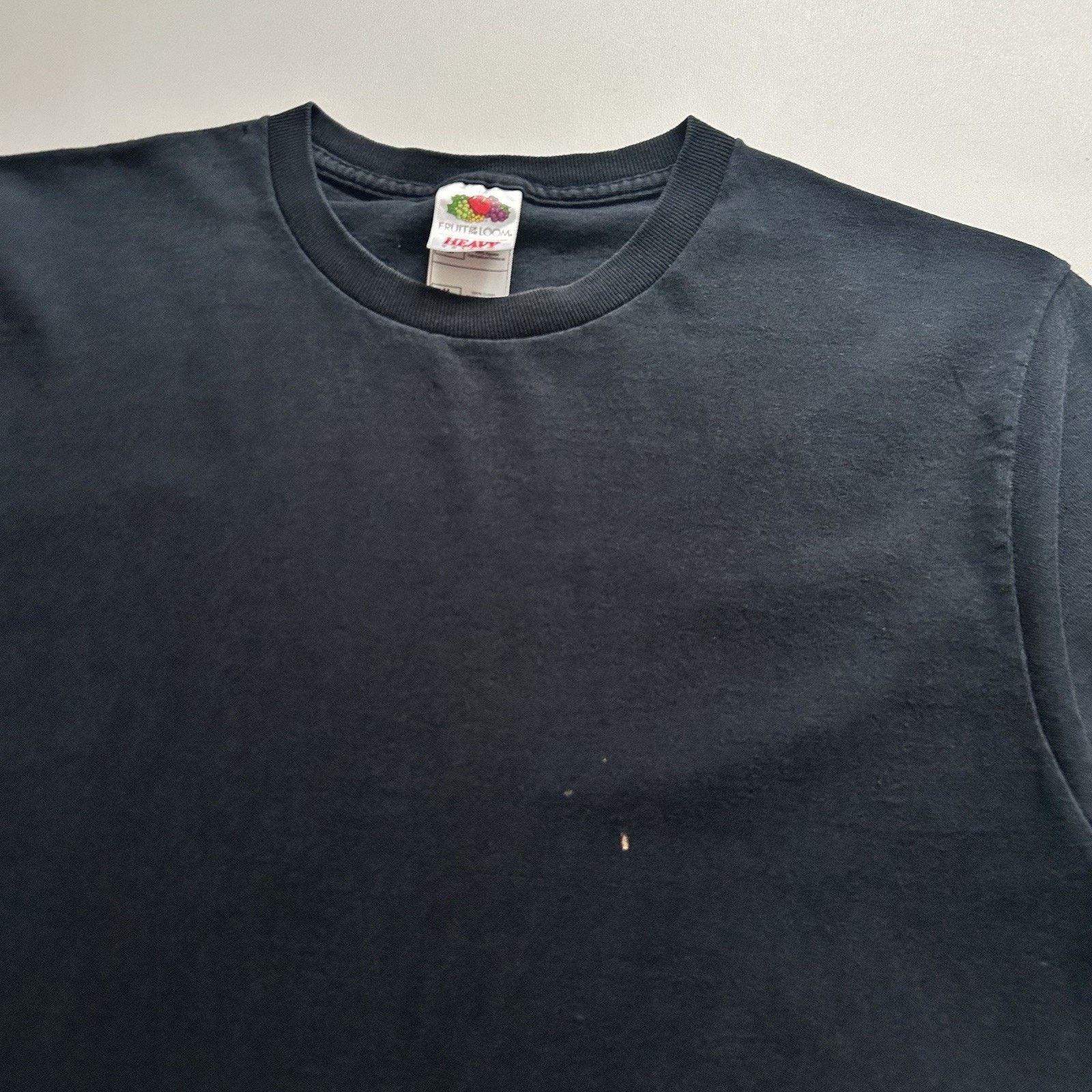 Fruit Of The Loom Vintage Fruit Of The Loom T-Shirt Medium Faded Black Blank Size US M / EU 48-50 / 2 - 3 Thumbnail