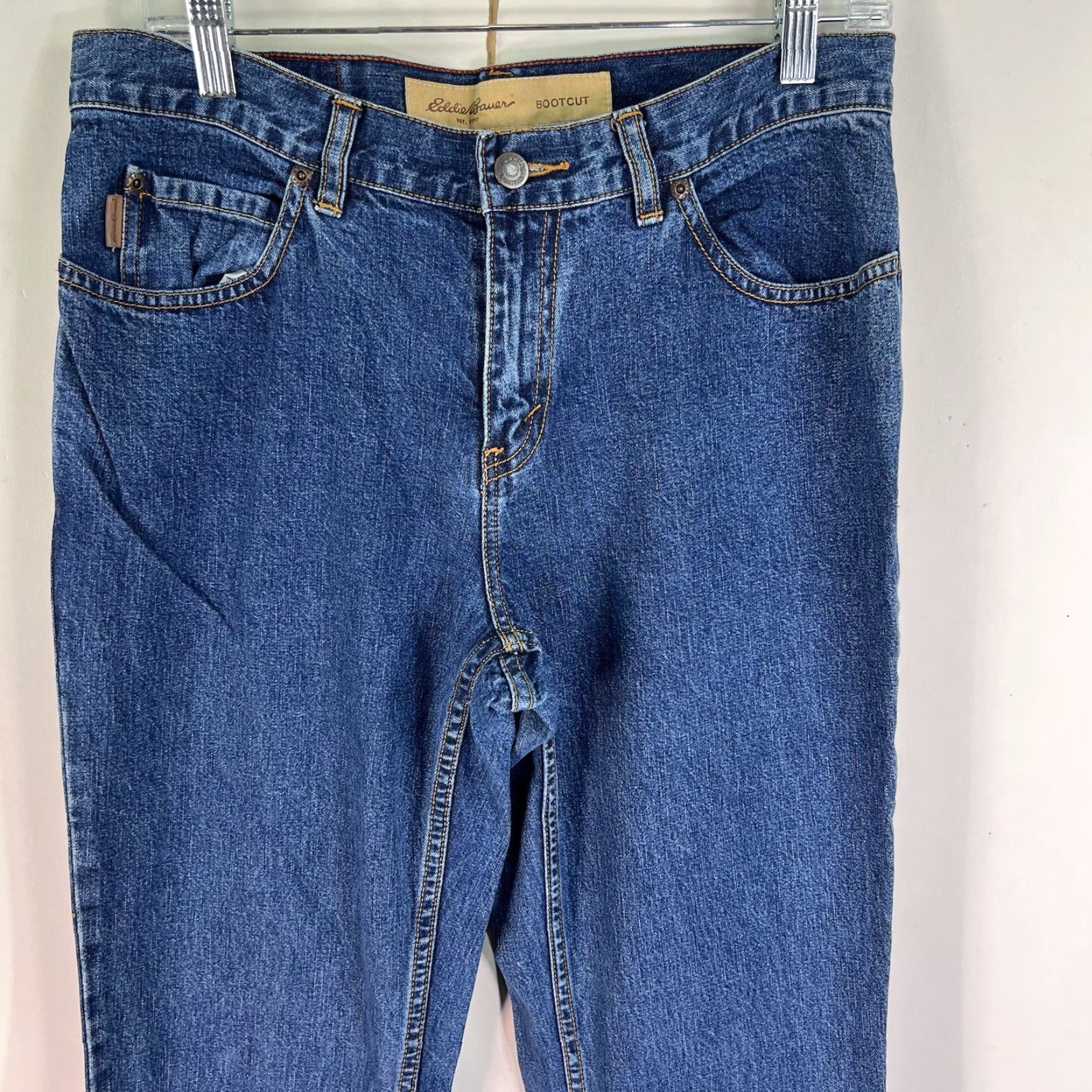 Eddie Bauer Eddie Bauer Jeans Women Reg Fit Straight Leg Denim Size 8 Blue 30X32 Size 30" / US 8 / IT 44 - 2 Thumbnail