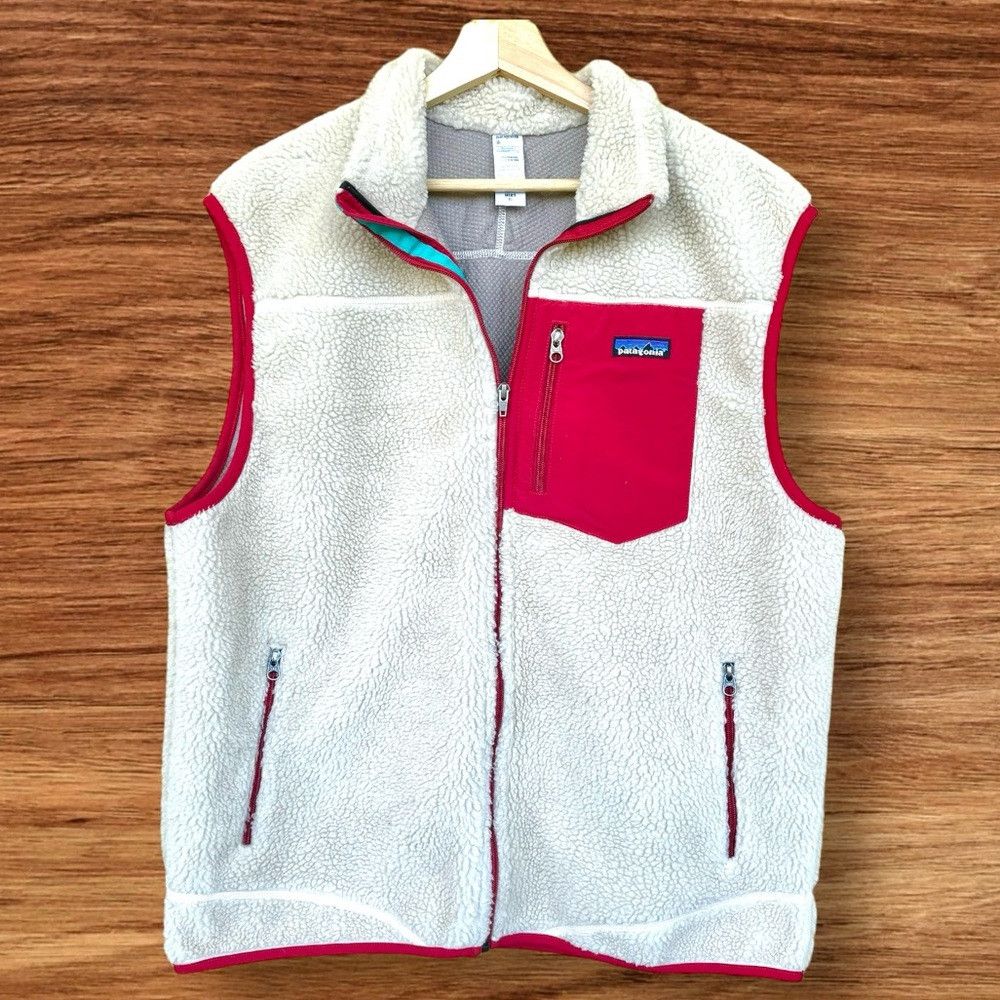 image of Outdoor Life x Patagonia VTG Patagonia Classic Retro-X Deep Pile Fleece Vest Cream-W in Red (Size X
