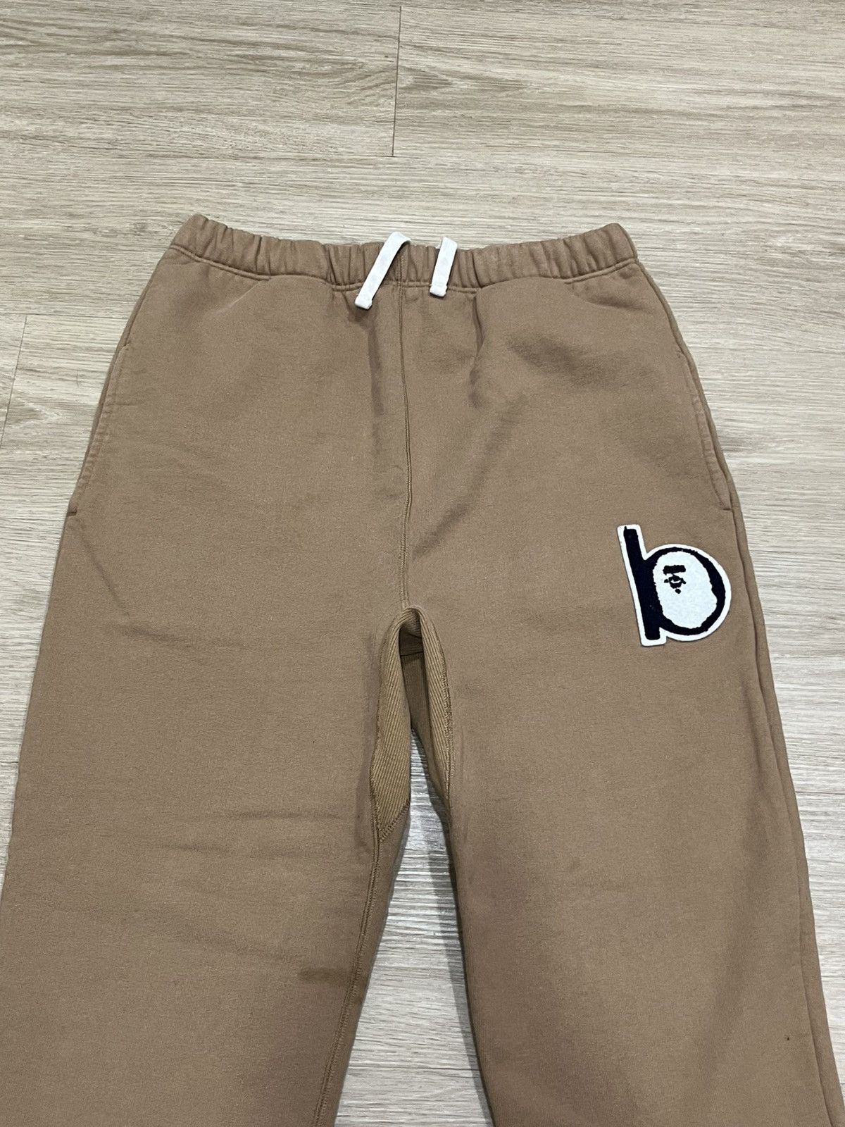 Bape A Bathing Ape Bape Brown Sweatpants Joggers Mens Size Medium Size US 30 / EU 46 - 2 Thumbnail