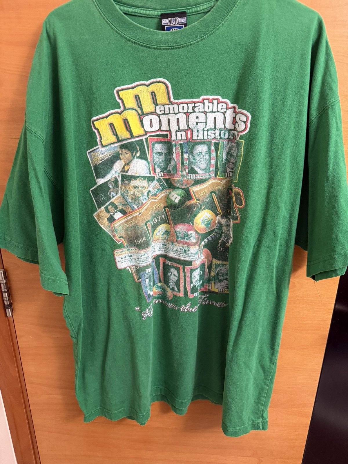 Vintage Michael Jackson Memorable Moments Tee Size US XL / EU 56 / 4 - 1 Thumbnail