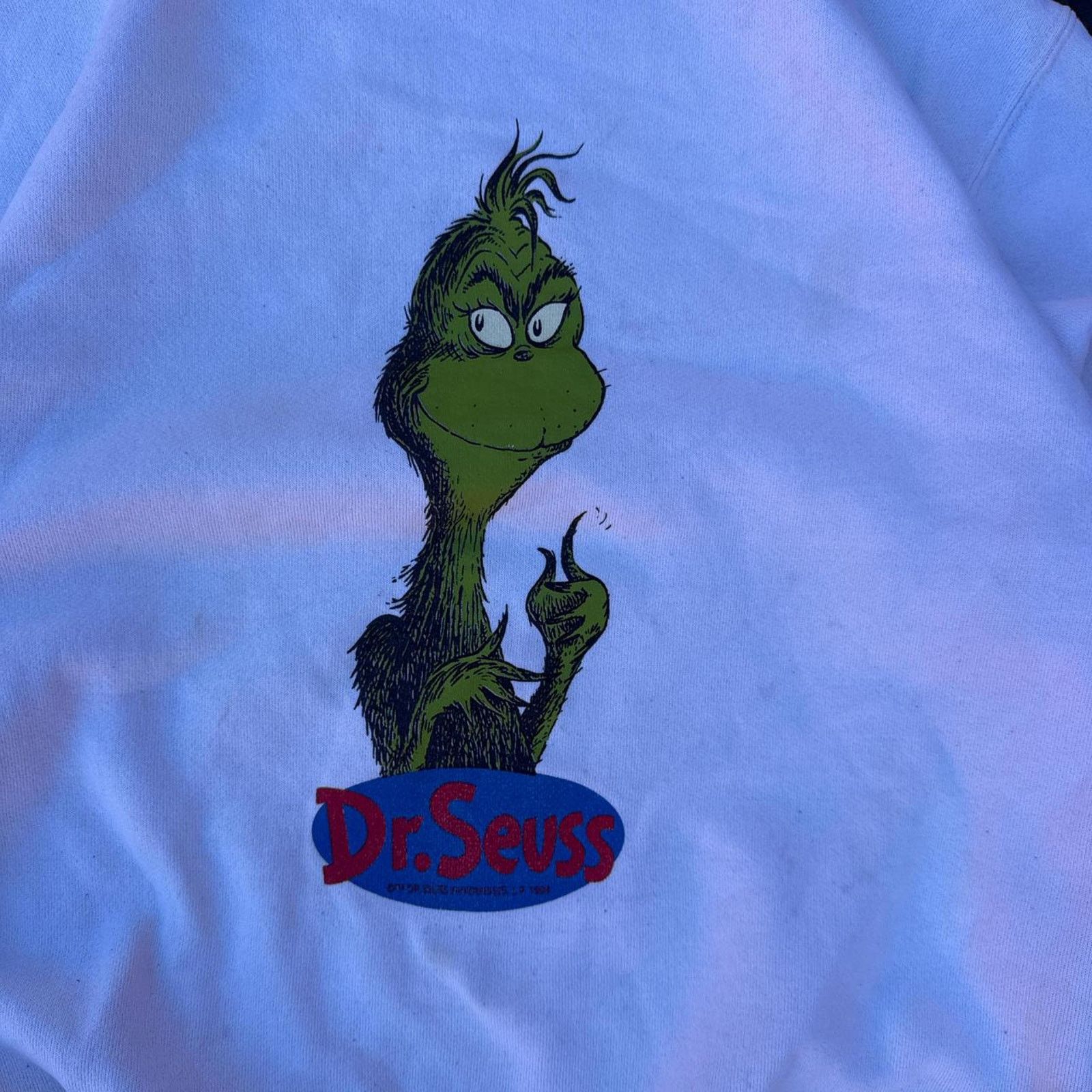 Vintage Vintage 1994 Dr. Seuss Grinch White Crewneck – Size Large Size US XL / EU 56 / 4 - 3 Thumbnail