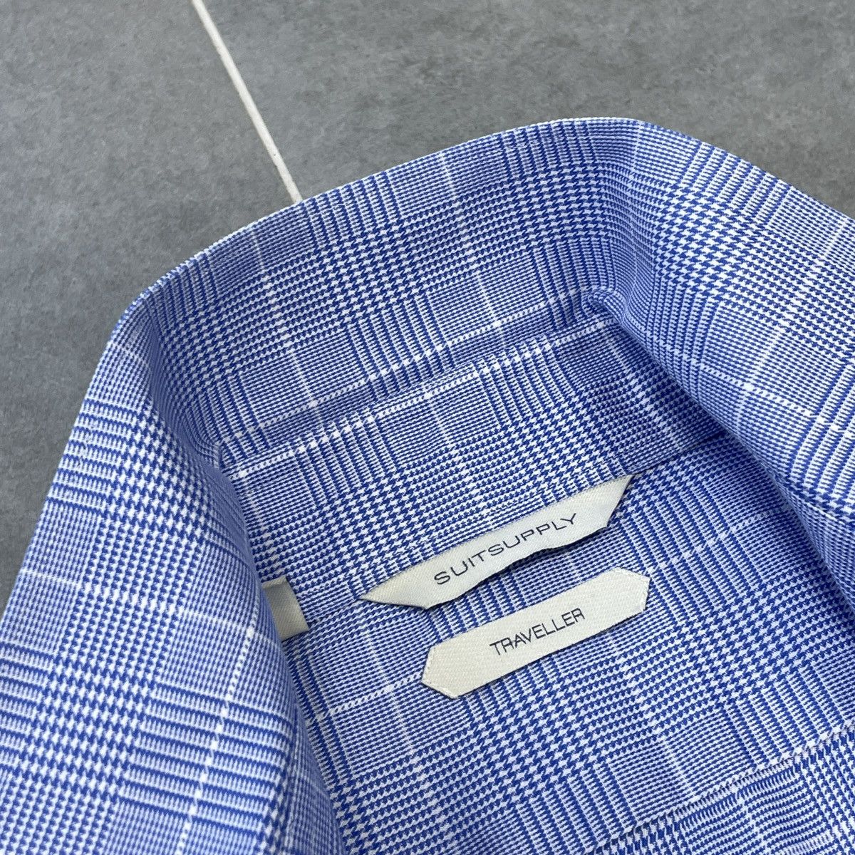 Suitsupply Suitsupply Traveller Slim Fit Button Shirt Size 40/15 Size US L / EU 52-54 / 3 - 11 Thumbnail