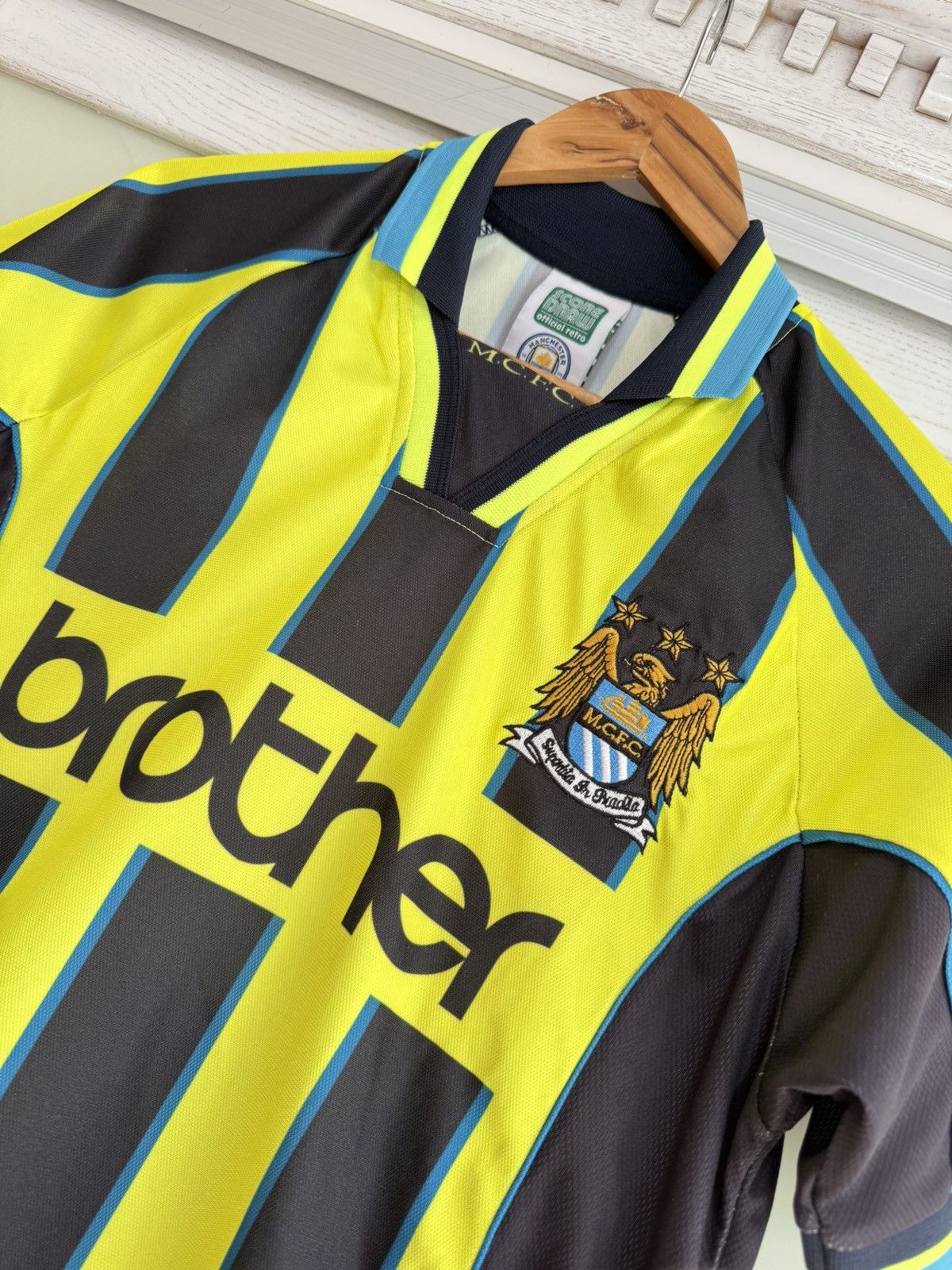 Vintage Vintage Manchester City 1998-1999 Soccer Score Draw Jersey Size US S / EU 44-46 / 1 - 6 Thumbnail