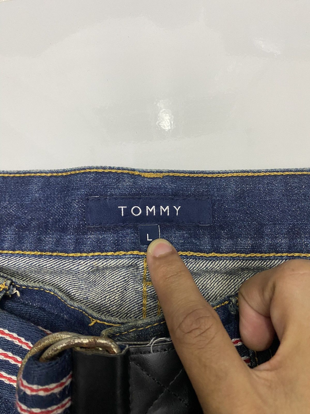 Hysteric Glamour × If Six Was Nine × Tommy Hilfiger RARE🔥TOMMY SPLASH EMBROIDERY DISTRESSED DENIM JEANS Size US 34 / EU 50 - 8 Thumbnail