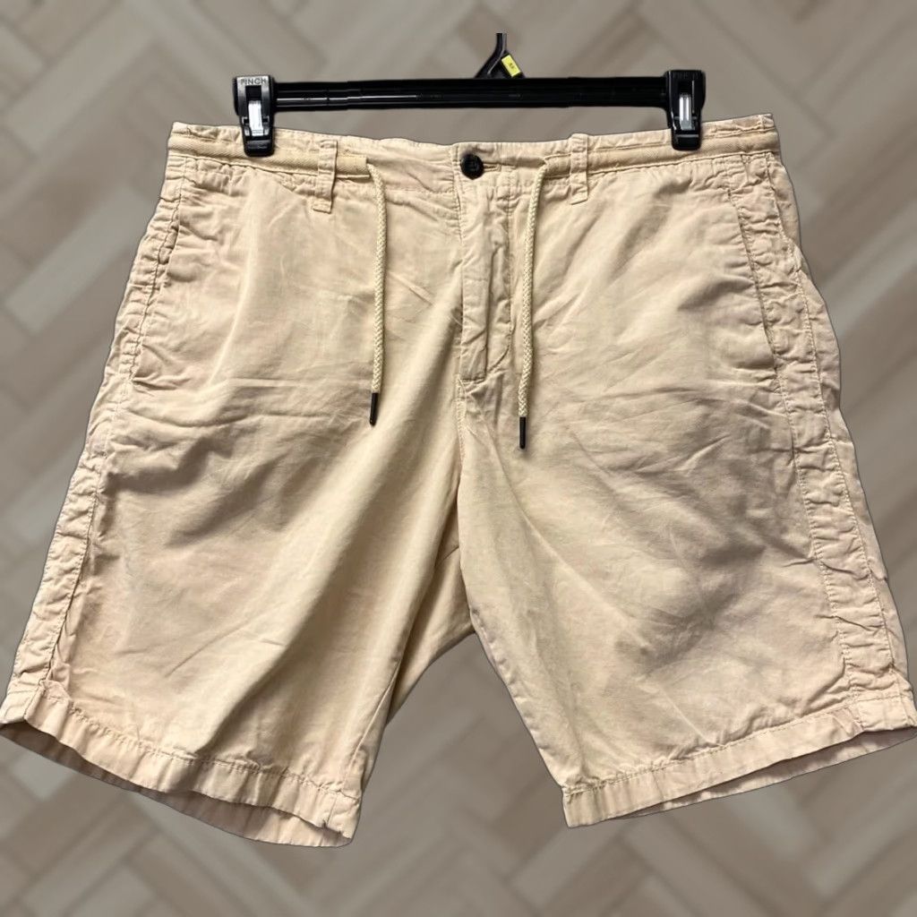 Zara Zara Chino Shorts Mens Size 34 Mauve Flat Front Casual Size US 34 / EU 50 - 1 Thumbnail