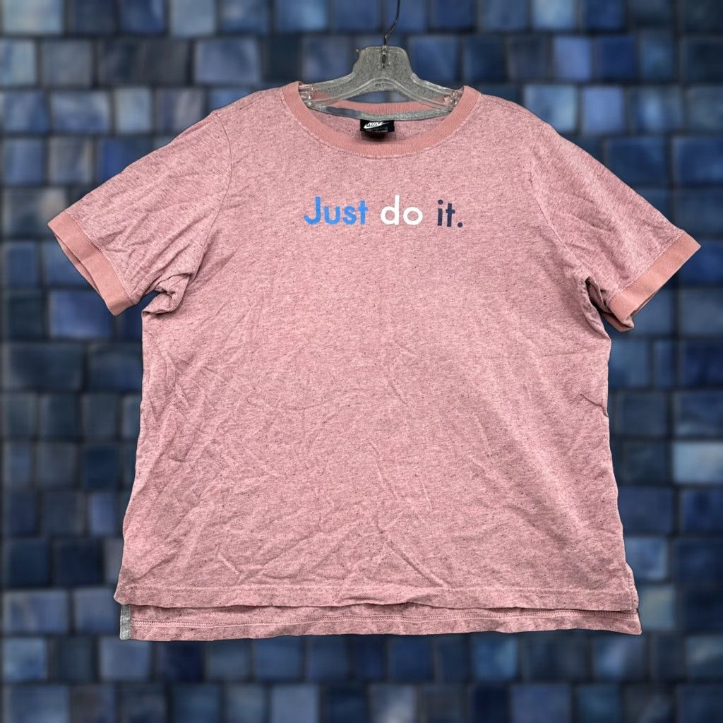 Nike Nike Just Do It Galaxy Dots Color Speckled Cotton T-Shirt Women’s XL Multicolor Galaxy Dots Nike Just Do It Womens XS? Size XL / US 12-14 / IT 48-50 - 1 Thumbnail