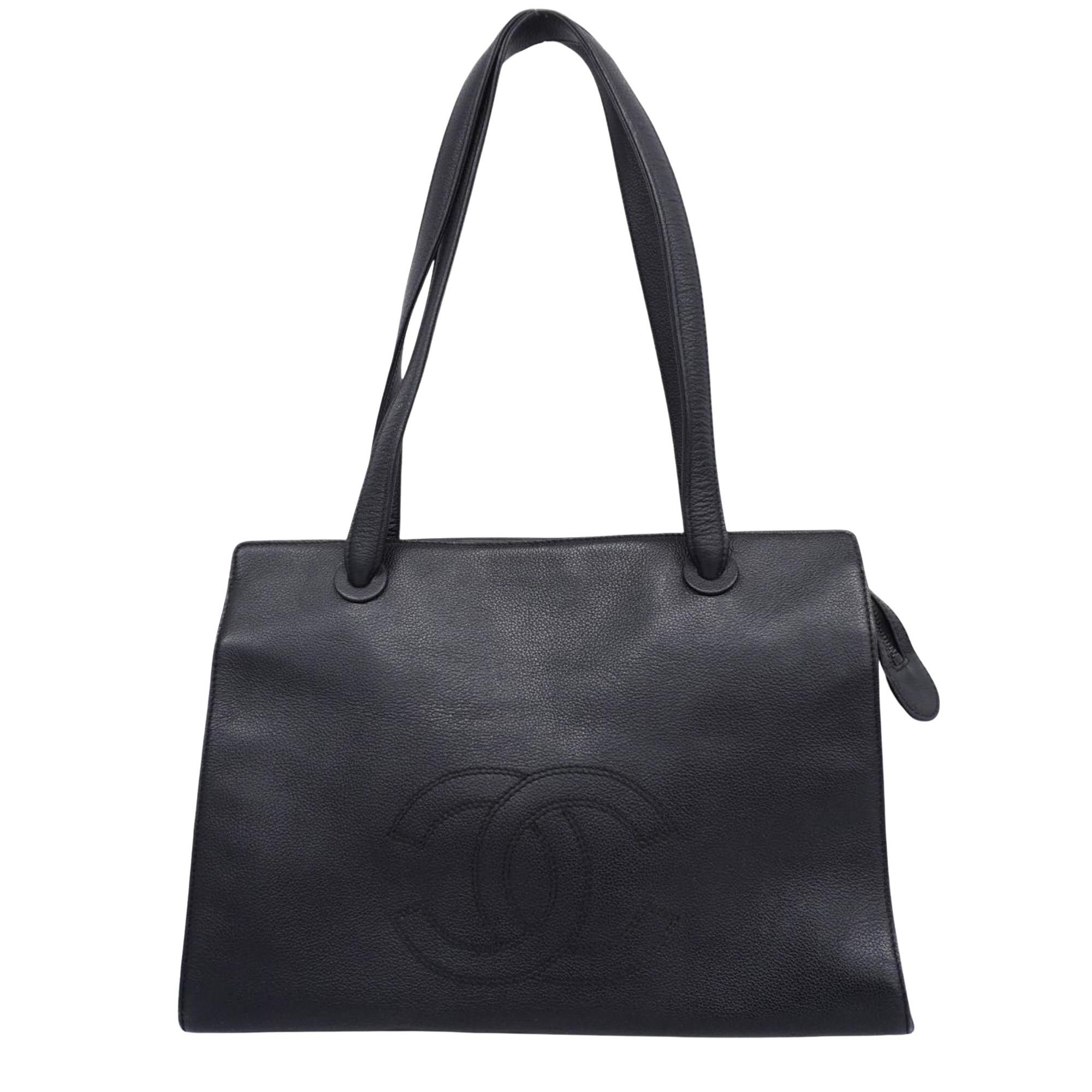image of Chanel Cabas Tote in Black, Women's