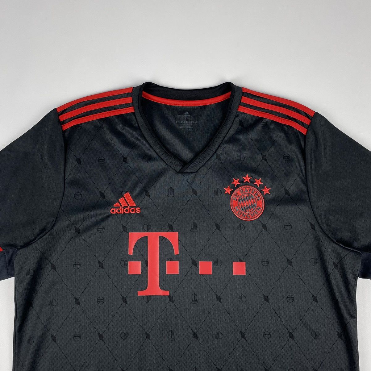 Adidas Adidas FC Bayern Munchen 2022/23 Soccer Jersey Football Tee Size US XL / EU 56 / 4 - 3 Thumbnail