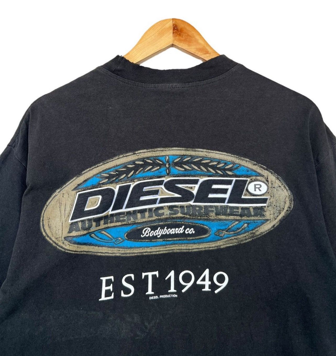 Vintage Vintage 90s Diesel Industrial Logo Sunfaded Black Tees Size US L / EU 52-54 / 3 - 5 Thumbnail