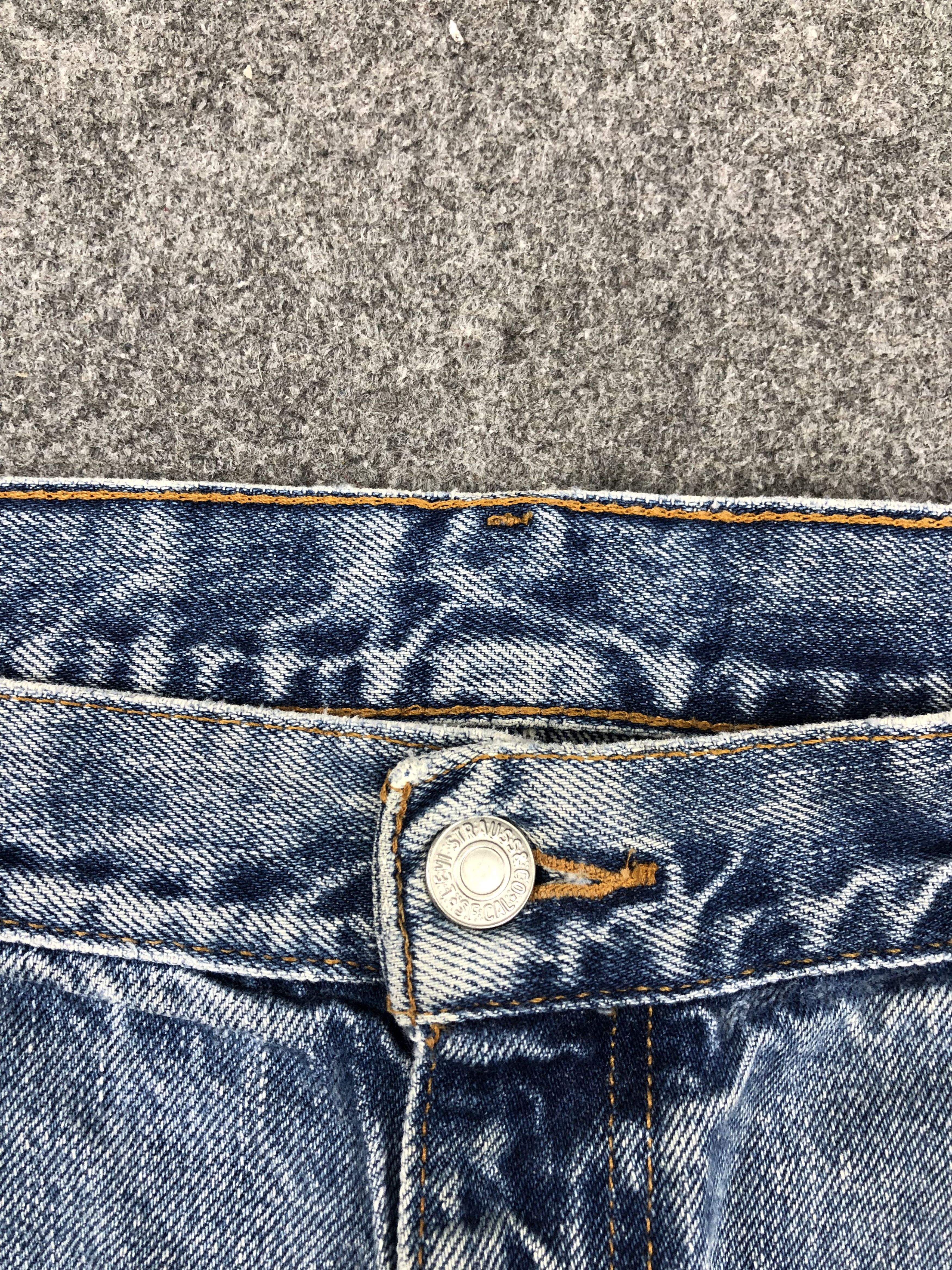Levi's Vintage 90s Levis 550 Light Wash Jeans DP1610 Size US 40 / EU 56 - 10 Thumbnail