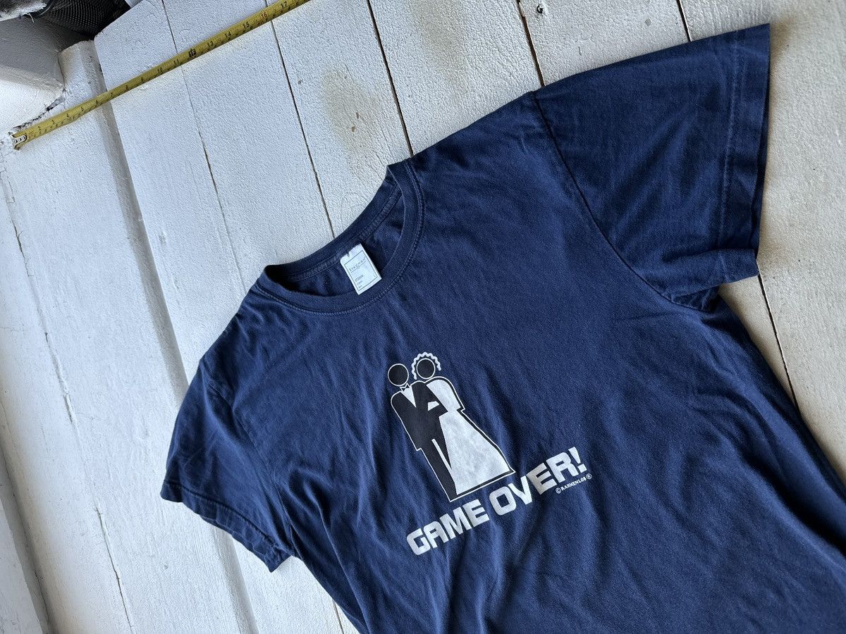 Vintage HUMOR 🚨 GAME OVER WEDDING BIG LOGO BOXY VNTG TEE Size US L / EU 52-54 / 3 - 2 Thumbnail