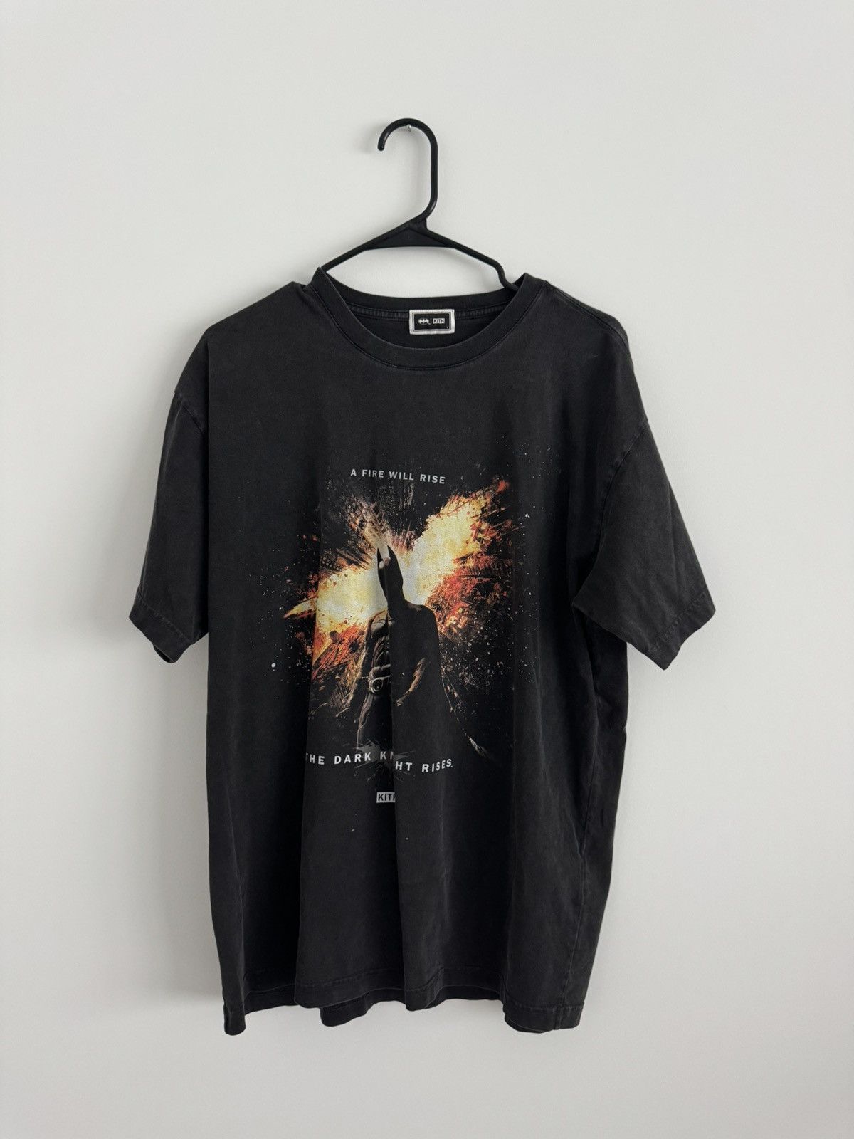 Kith Kith Batman Dark Knight Rises Vintage Tee Size Large Size US L / EU 52-54 / 3 - 1 Thumbnail