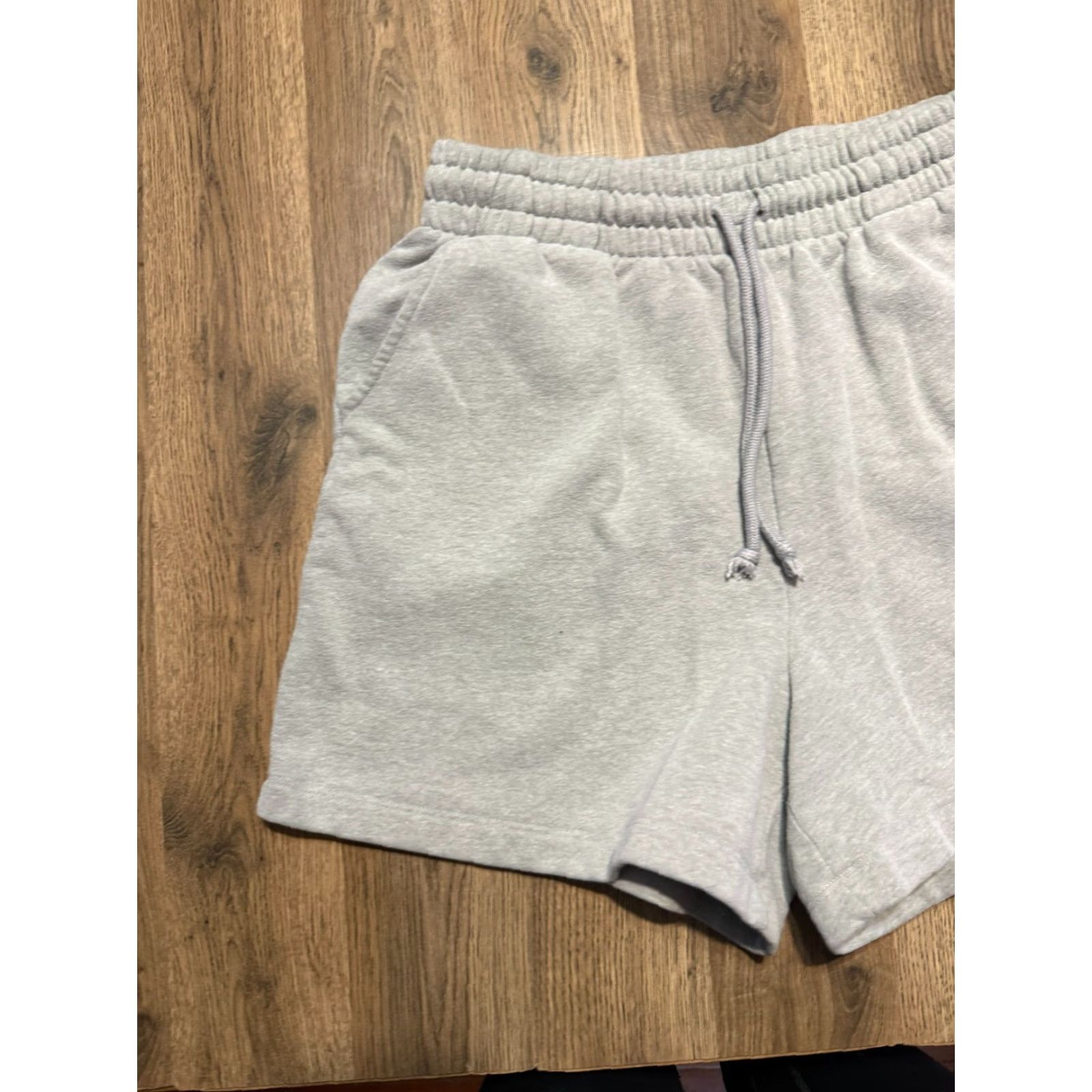 Vintage Wild Fable Shorts Womens Medium Gray Drawstring Sweatpants Shorts Casual Modern 4 in Inseam Regular Rise High Womens Size 32" / US 10 / IT 46 - 3 Thumbnail