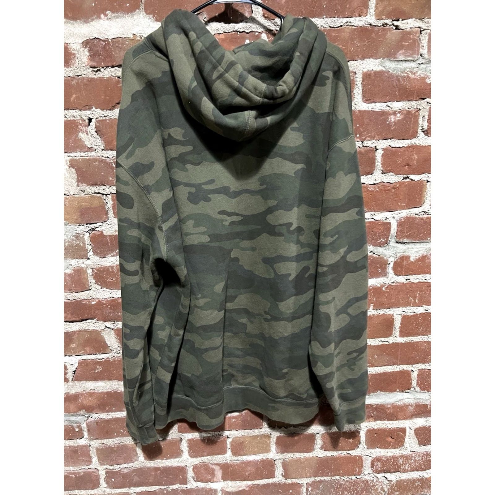 Vintage Blake Shelton Hoodie Mens XL Camouflage Country Music Skull Tour Merch Camo Size US XL / EU 56 / 4 - 2 Thumbnail
