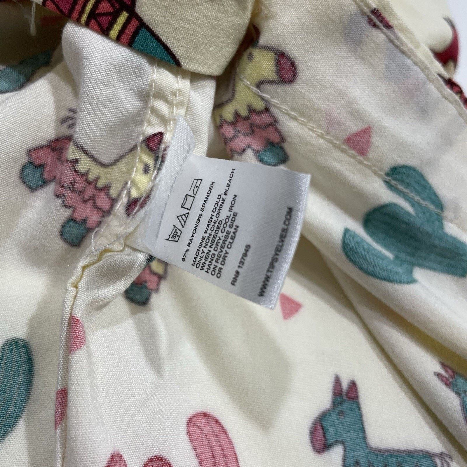 Tipsy Elves Tipsy Elves Cantina Captain Hawaiian Shirt Lg Piñata Cactus Size US L / EU 52-54 / 3 - 6 Thumbnail