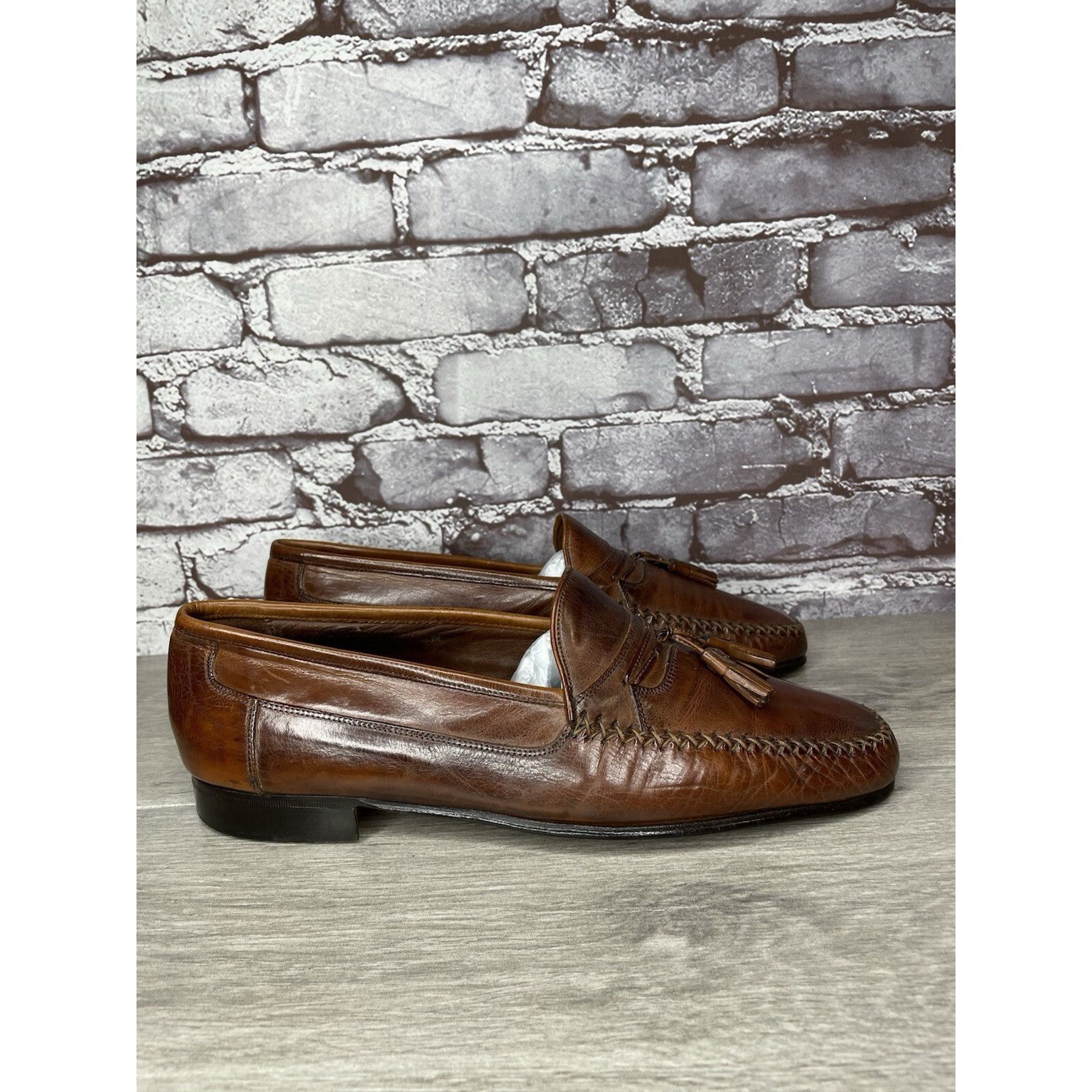 Johnston & Murphy Johnston & Murphy Brown Leather Handsewn Moc Tassel Loafers Size US 11 / EU 44 - 3 Thumbnail