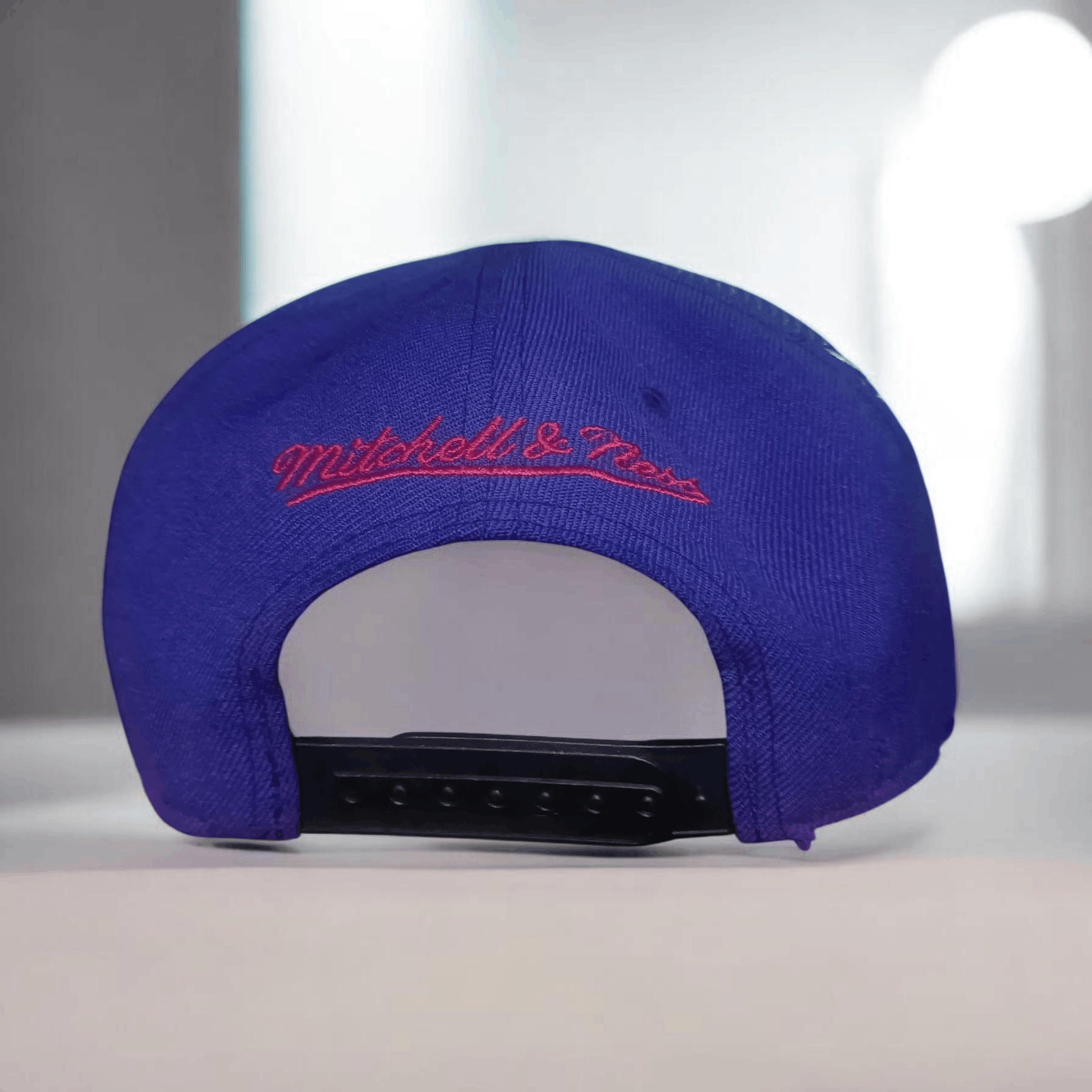 Mitchell & Ness Mitchell & Ness Toronto Raptors Snapback Embroidered Purple Size ONE SIZE - 3 Thumbnail