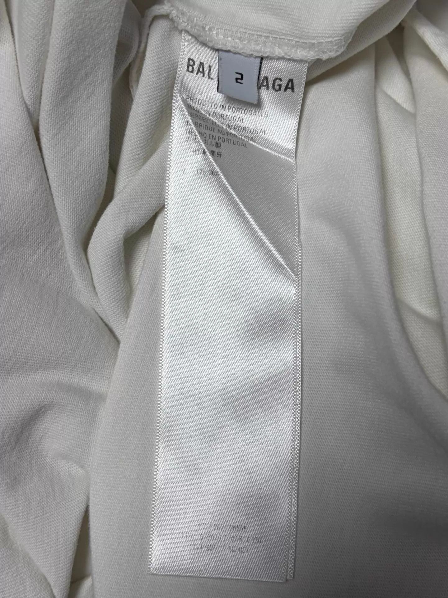 Balenciaga Balenciaga Cream Short Sleeve T-shirt Size 2 Like New Size US M / EU 48-50 / 2 - 4 Thumbnail