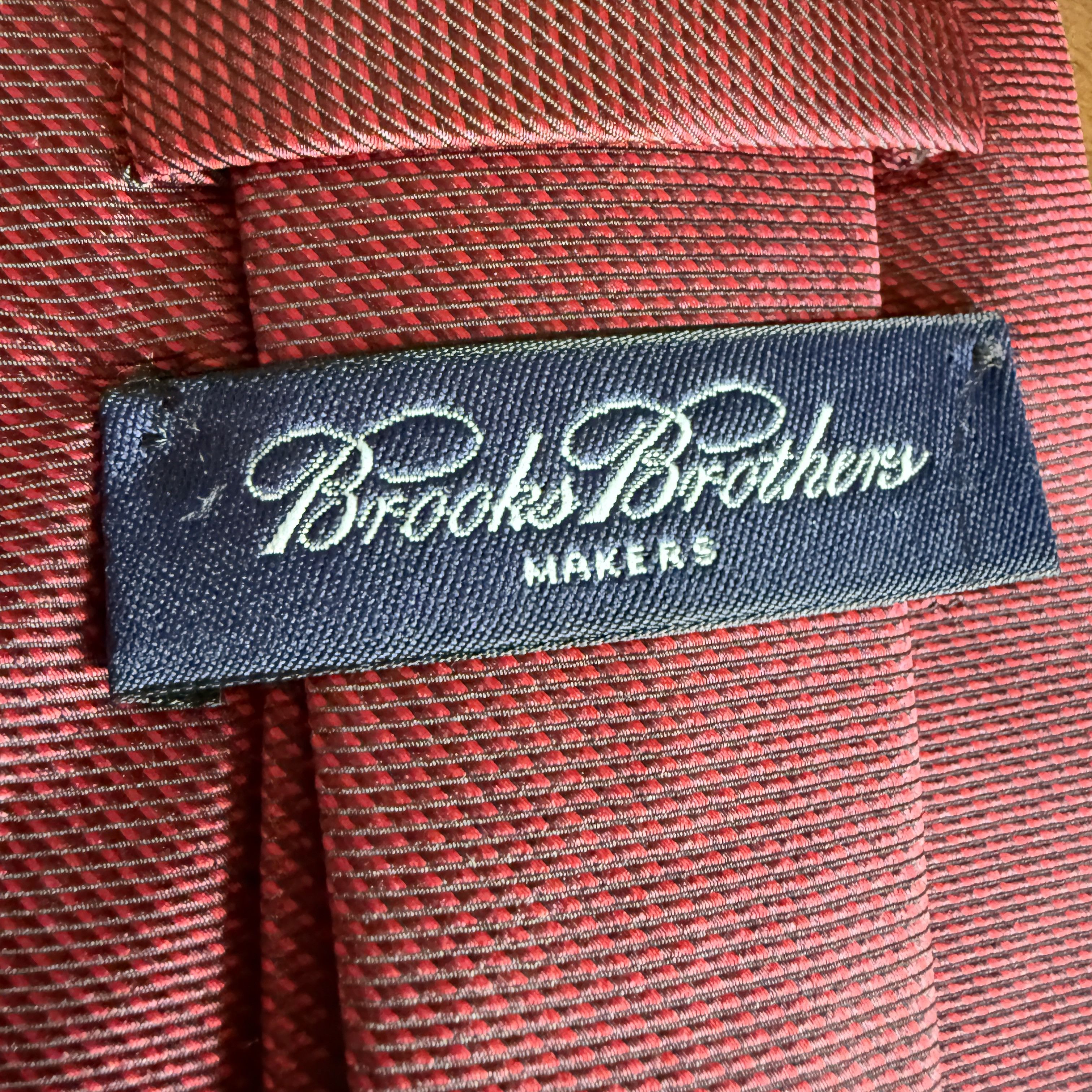 Brooks Brothers Brooks Brothers Makers Tie Red Silk 3.25” USA Italy Size ONE SIZE - 3 Thumbnail