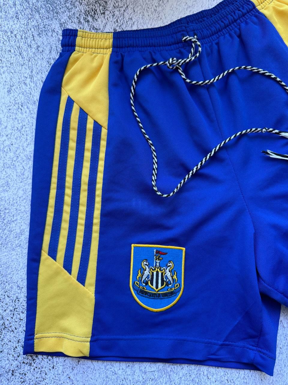 Adidas × Vintage Vintage Newcastle adidas 1997/1998 90s short jersey Size US 32 / EU 48 - 5 Thumbnail