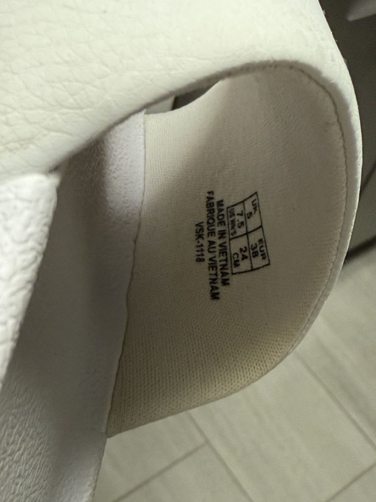 Puma PUMA Platform Slide 'White' Size US 7.5 / IT 37.5 - 4 Thumbnail
