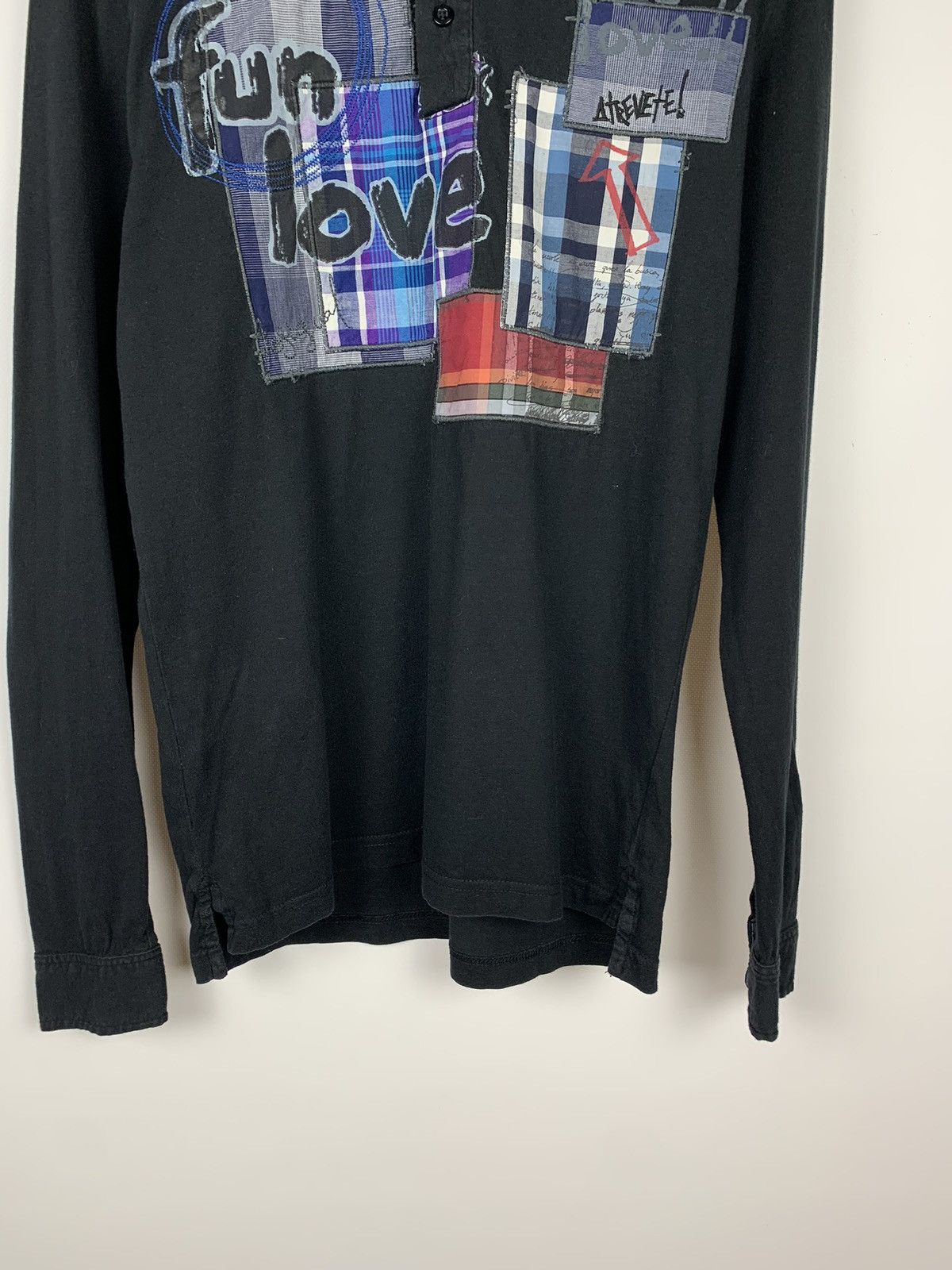 Desigual Desigual Polo Long Sleeve Shirt Patchwork Fun Love Y2K Sz S Size US S / EU 44-46 / 1 - 3 Thumbnail