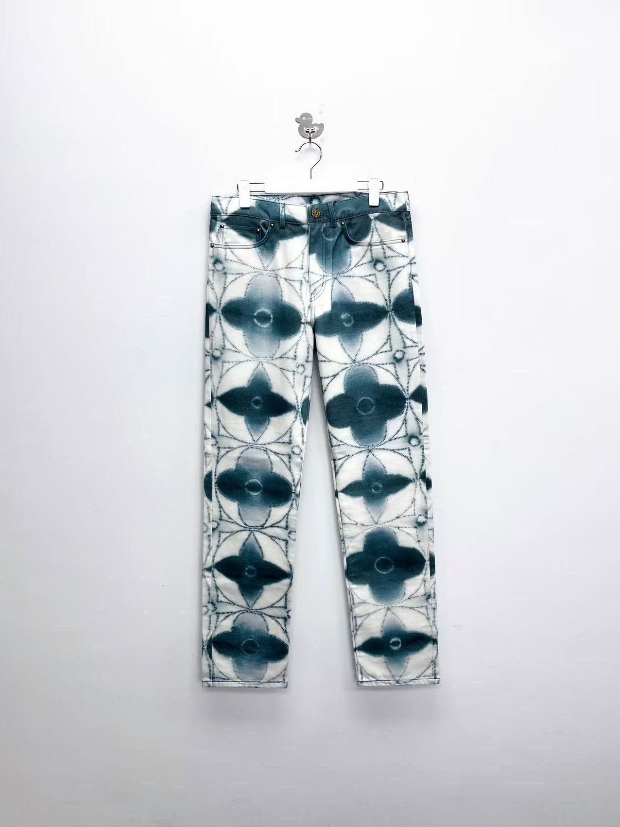 Louis Vuitton Louis Vuitton SS23 Monogram Tie-Dye Denim Pants Size US 30 / EU 46 - 1 Thumbnail