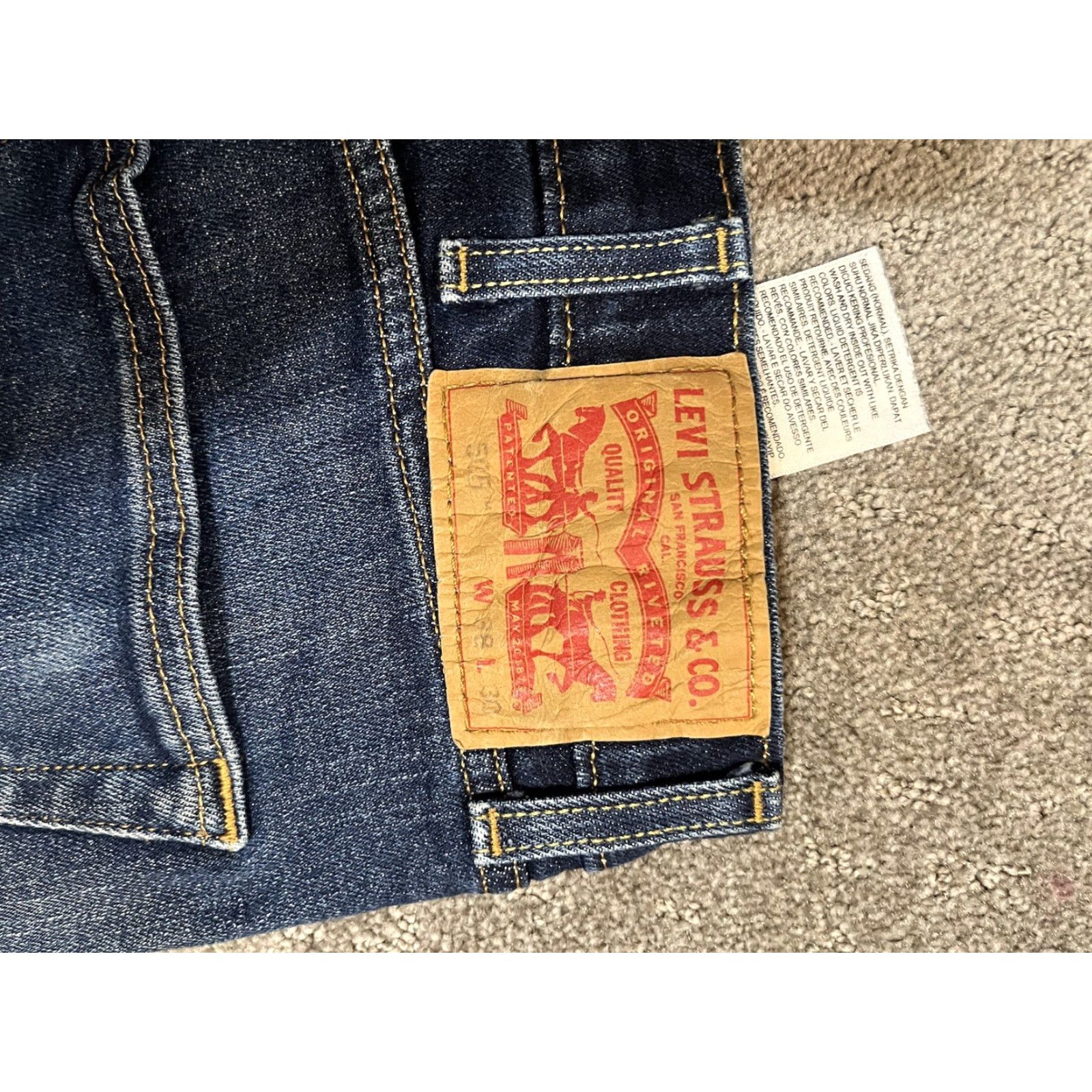 Levi's VINTAGE Levi's 505 Jeans Regular Denim Blue 38x30 Men's Jeans Size US 38 / EU 54 - 5 Thumbnail