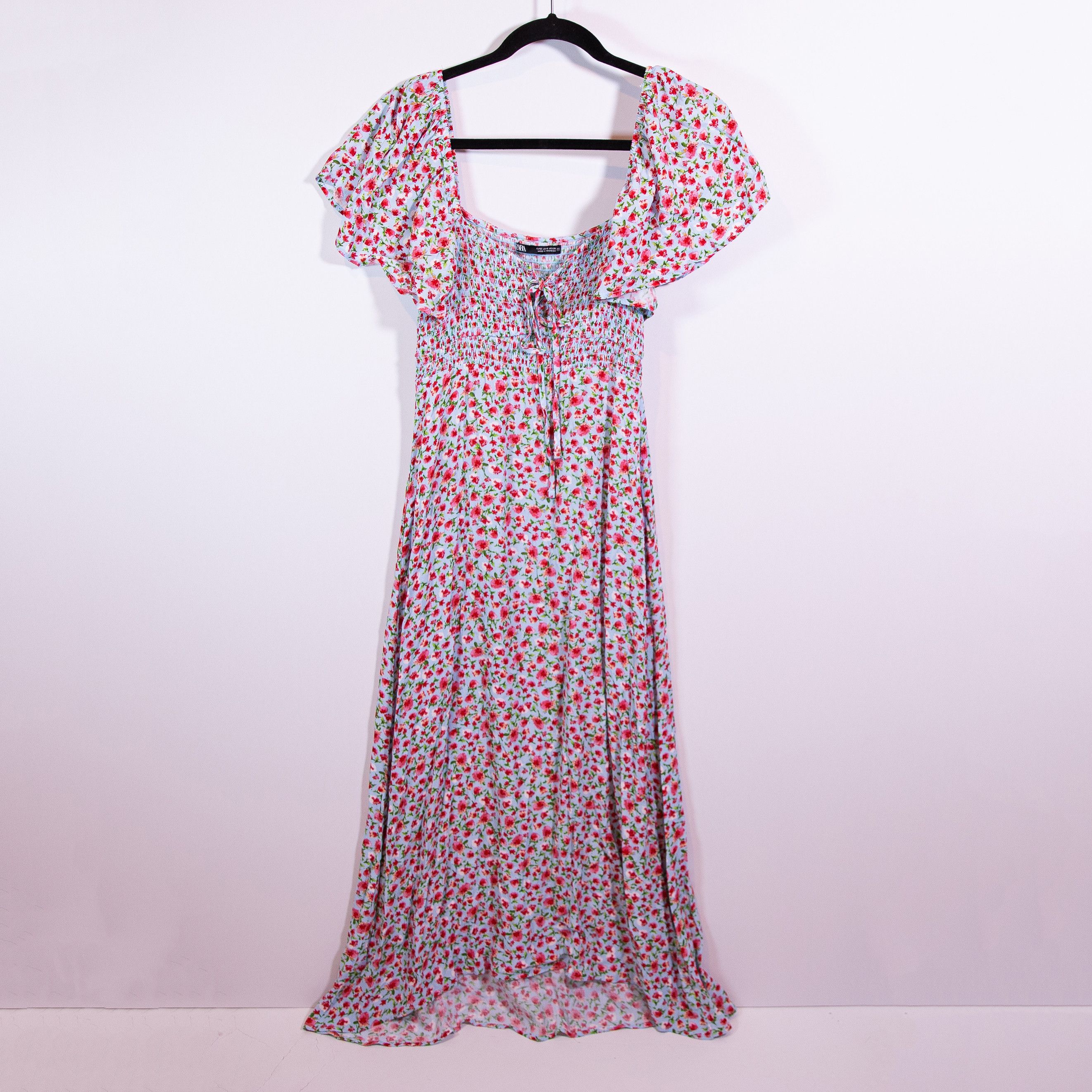 Zara Zara Crepe Smocked Bodice Flutter Short Sleeve Size S / US 4 / IT 40 - 1 Thumbnail