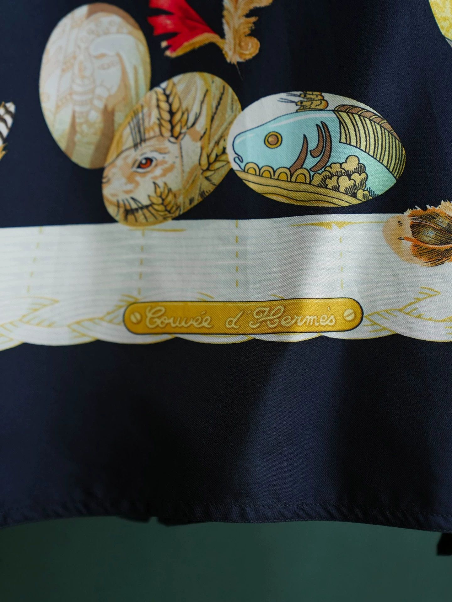 Hermes HERMES Black Gold Easter Egg Silk Oversized Shirt FR40 Rare Size M / US 6-8 / IT 42-44 - 8 Thumbnail