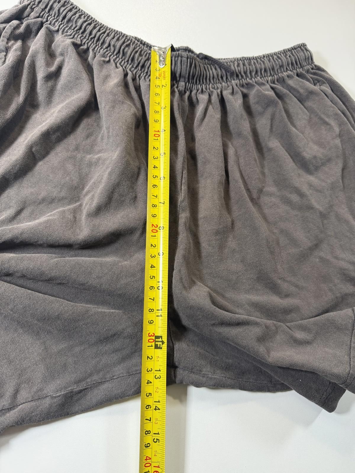 Nike Nike Athletic Shorts with Elastic Waistband faded black L Size US 34 / EU 50 - 6 Thumbnail