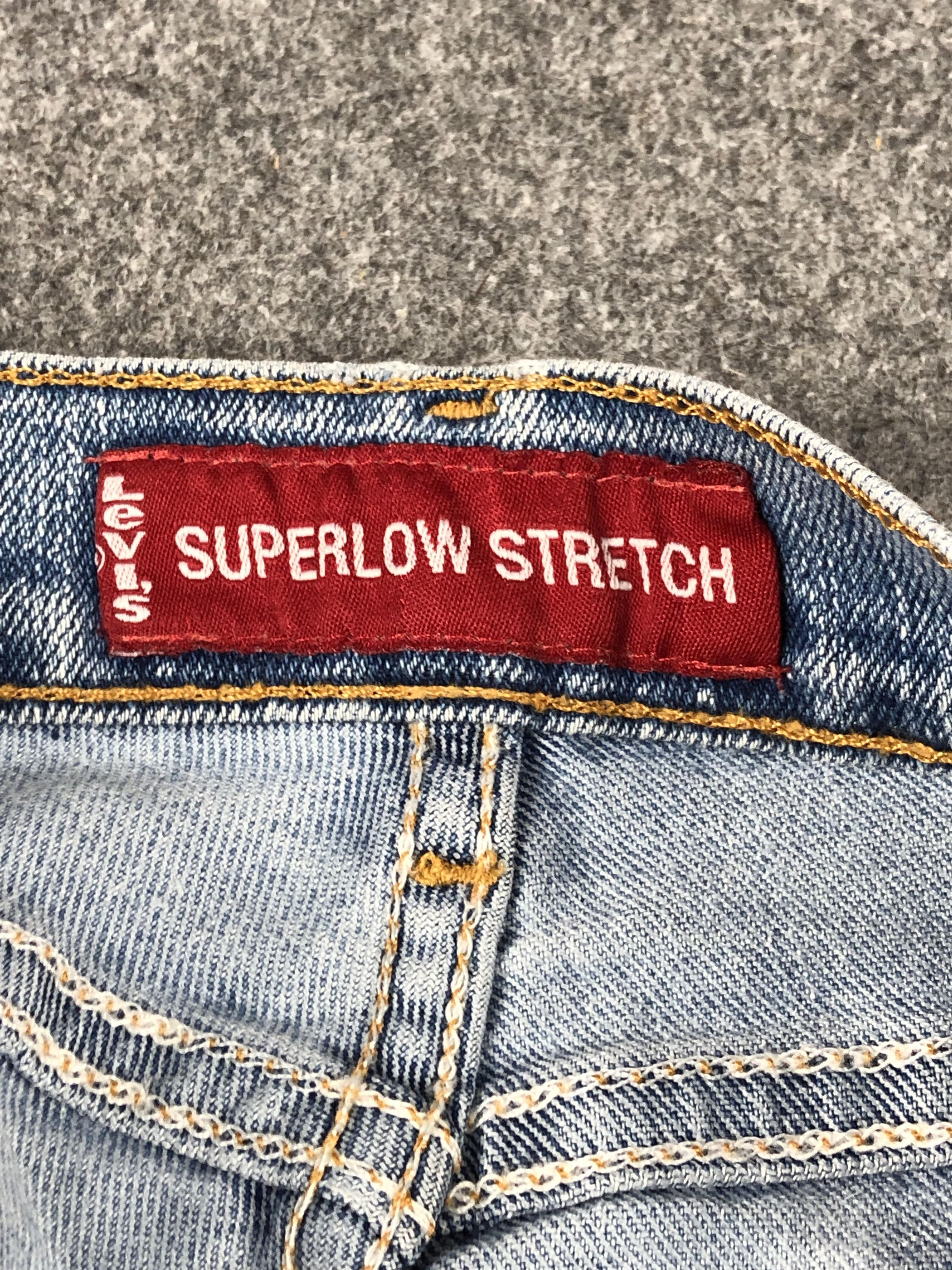 Levi's Vintage Levis 518 Flared Bootcut Distressed Jeans DJ0023 Size US 31 - 7 Thumbnail