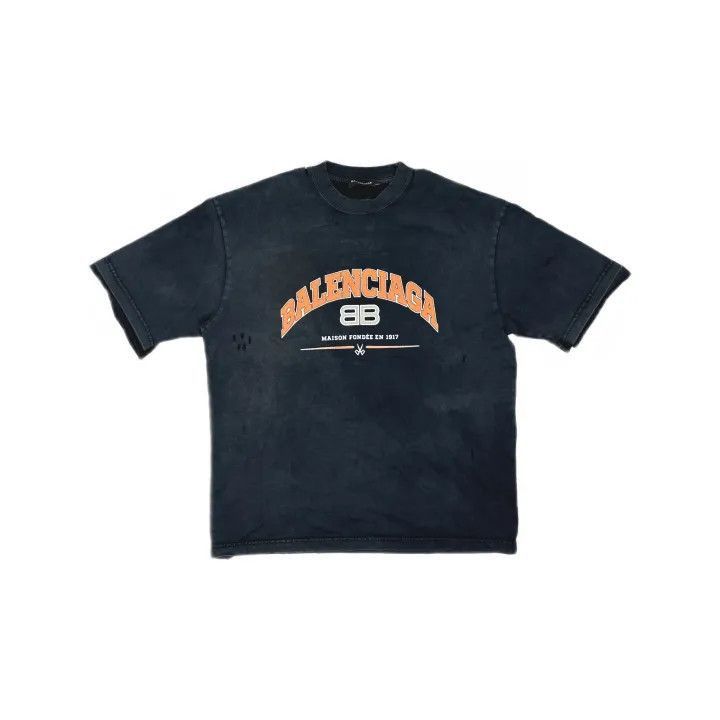 Balenciaga Balenciaga Balenciaga SS22 Maison Logo Distressed TShirt - Size US S / EU 44-46 / 1 - 1 Thumbnail