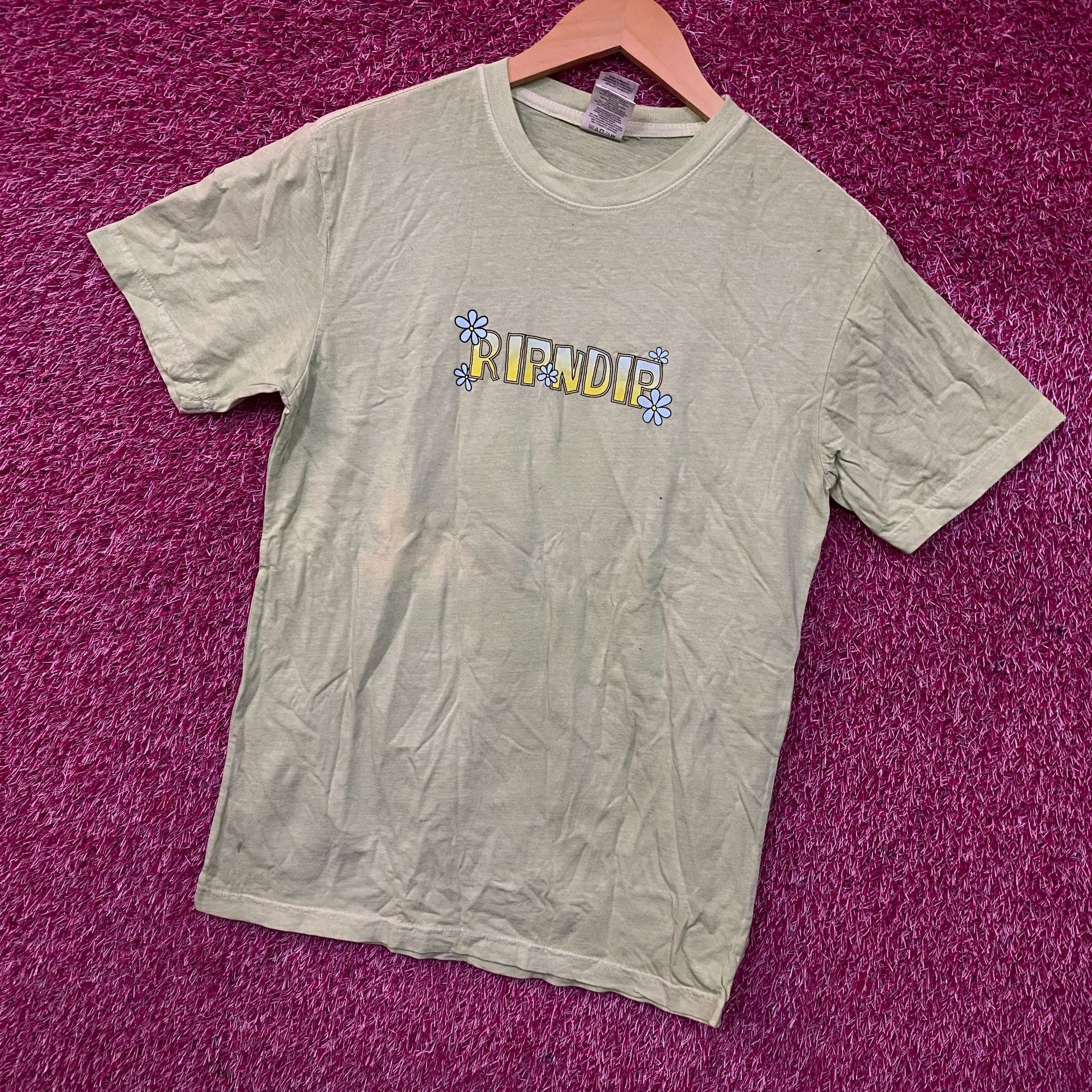 RIPNDIP Rip N Dip Lonely Lover Lord Nermal and Alien Graphic T-Shirt Size US S / EU 44-46 / 1 - 4 Thumbnail