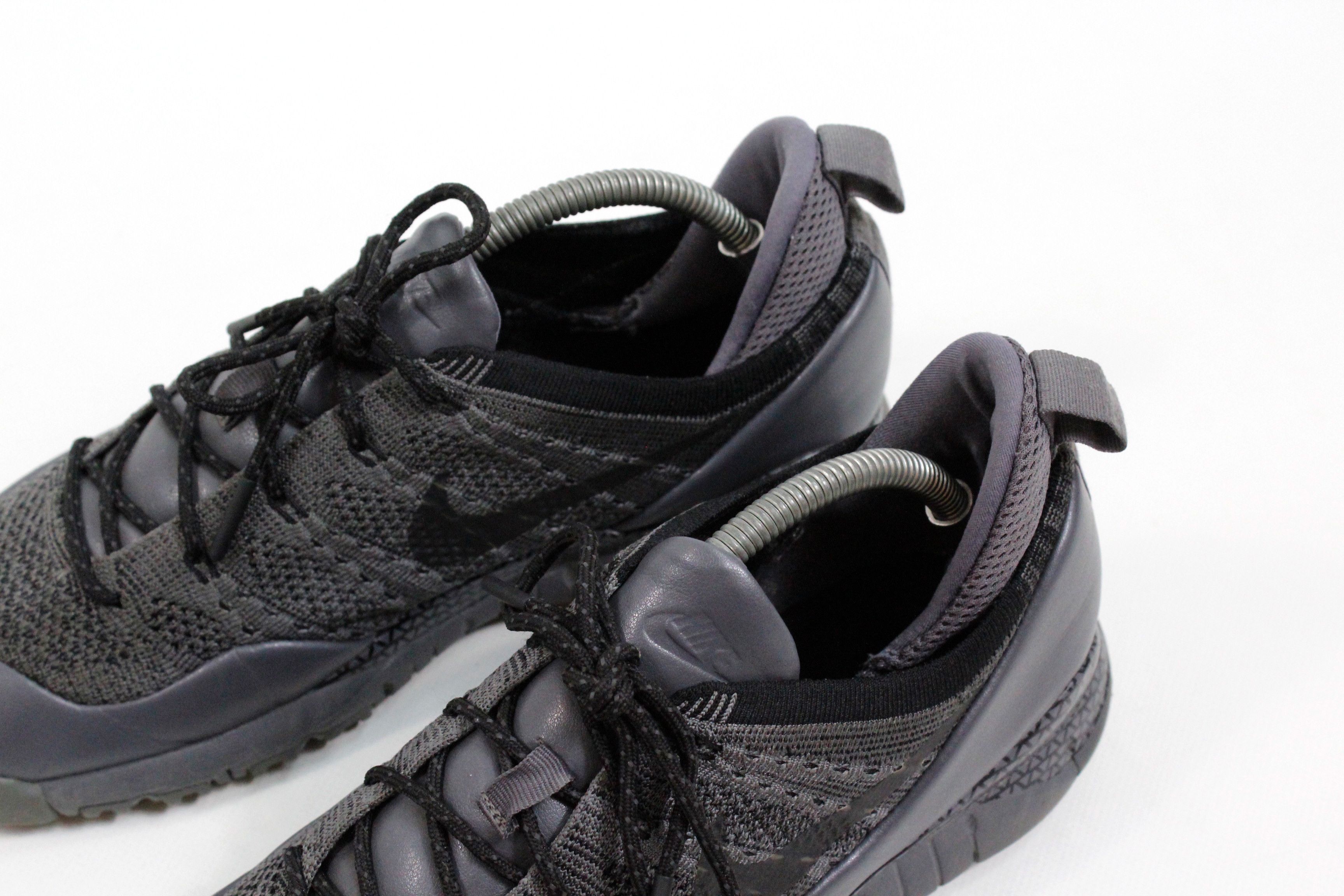 Nike Nike Lupinek Flyknit Dark Gray Low Sneakers Gorpcore Size US 9 / EU 42 - 7 Thumbnail