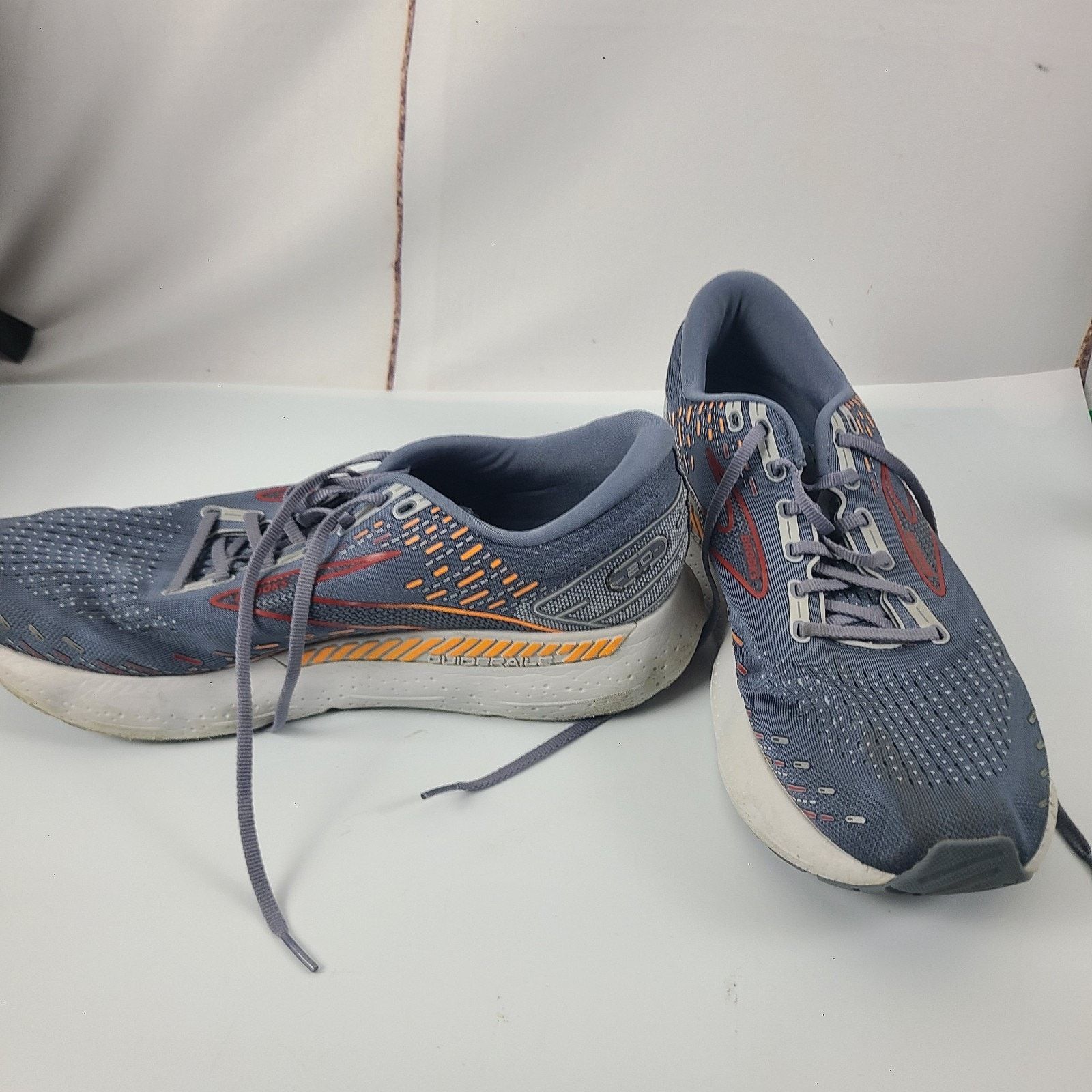 Brooks Brooks Men's Glycerin 20 Shoes, Grey/Chili Size 13 Size US 13 / EU 46 - 1 Thumbnail