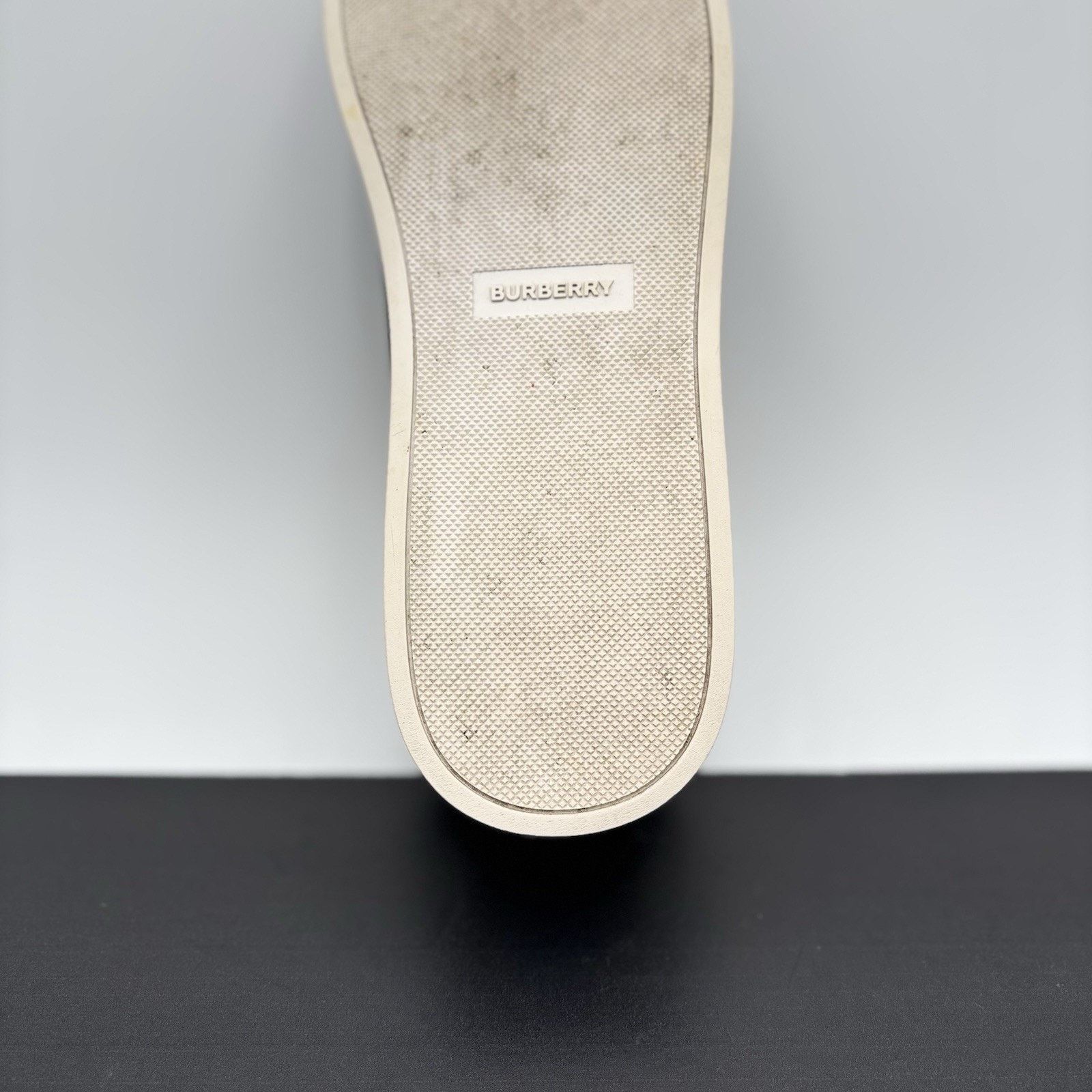 Burberry Burberry House Check ' Black Archive Beige White ' | GREAT! Size US 9 / EU 42 - 18 Thumbnail