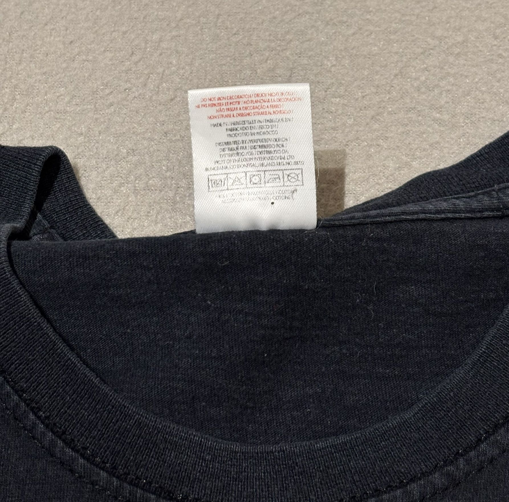 Fruit Of The Loom T-shirt Walk on stop capitalism 2007 Fruit of the Loom Size US S / EU 44-46 / 1 - 9 Thumbnail