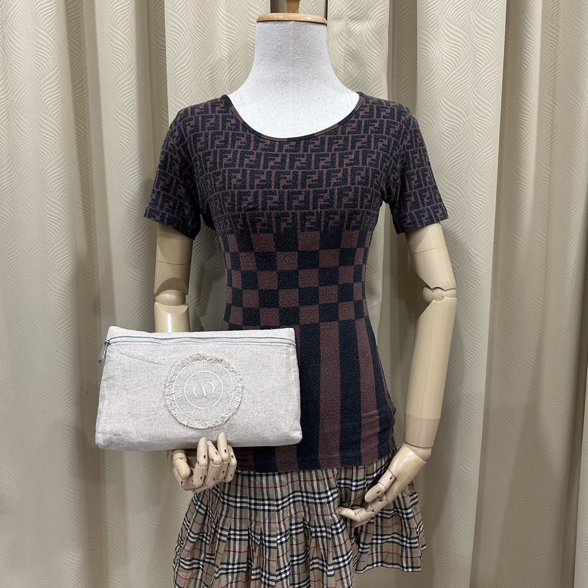 Dior ‼️LASTDROP‼️ DIOR BEAUTE COUTURE FLOWERS CANVAS COSMETIC BAG Size ONE SIZE - 1 Thumbnail
