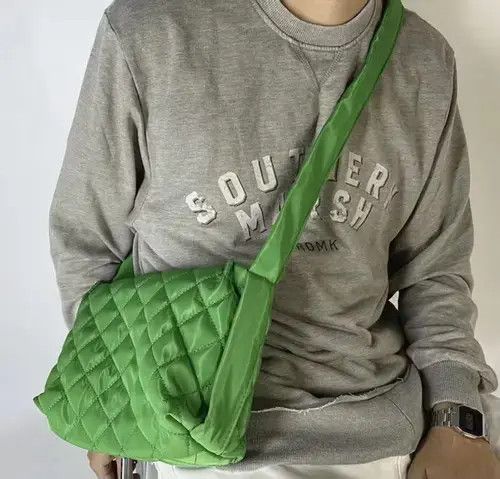 Avant Garde x Individualized Shirts Fashion Y2K Unisex Diamond Quilted Shoulder Messenger Bag in Green