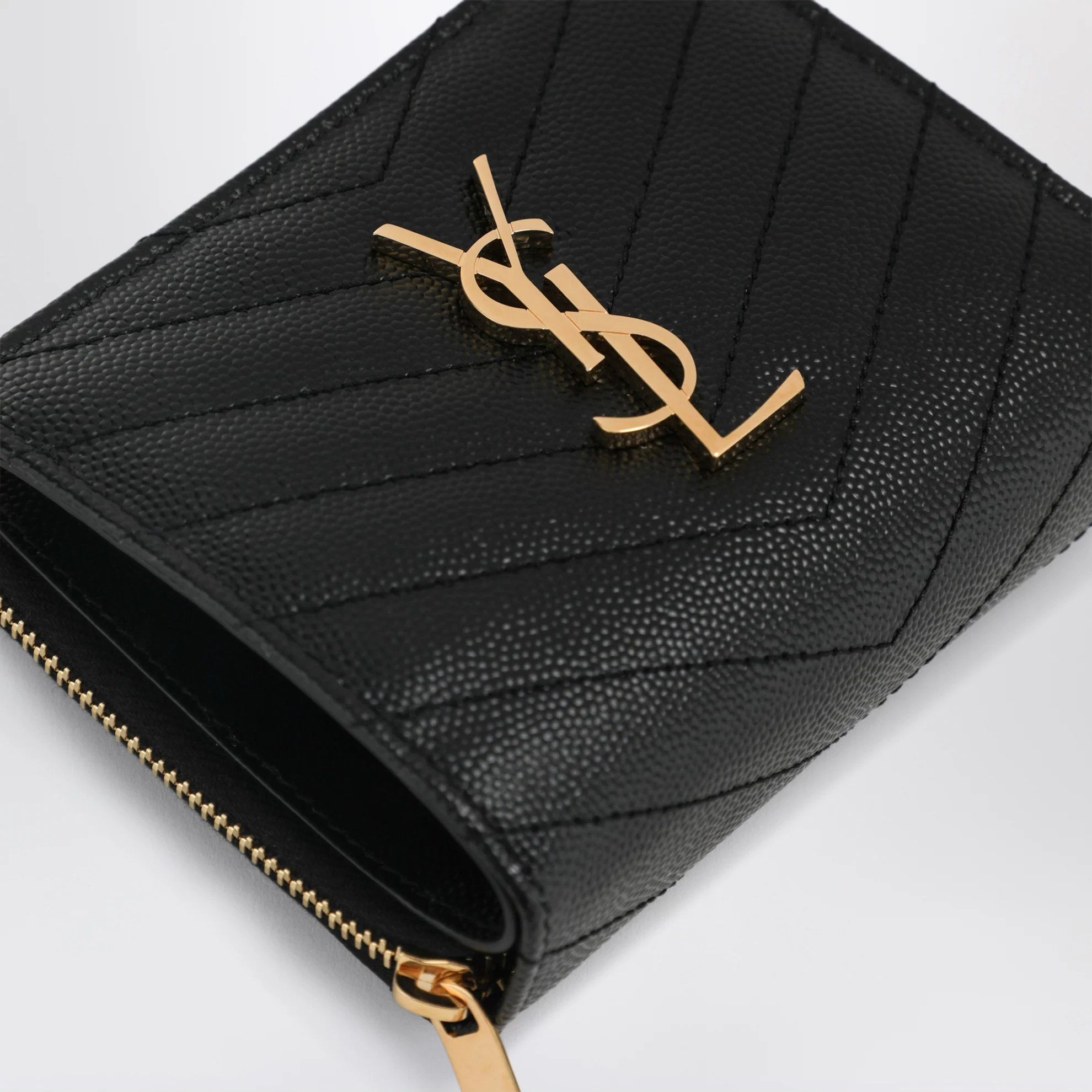 Saint Laurent Paris o1d2blof0526 Size: OS / Cassandre Quilted Compact Zip Size ONE SIZE - 4 Thumbnail