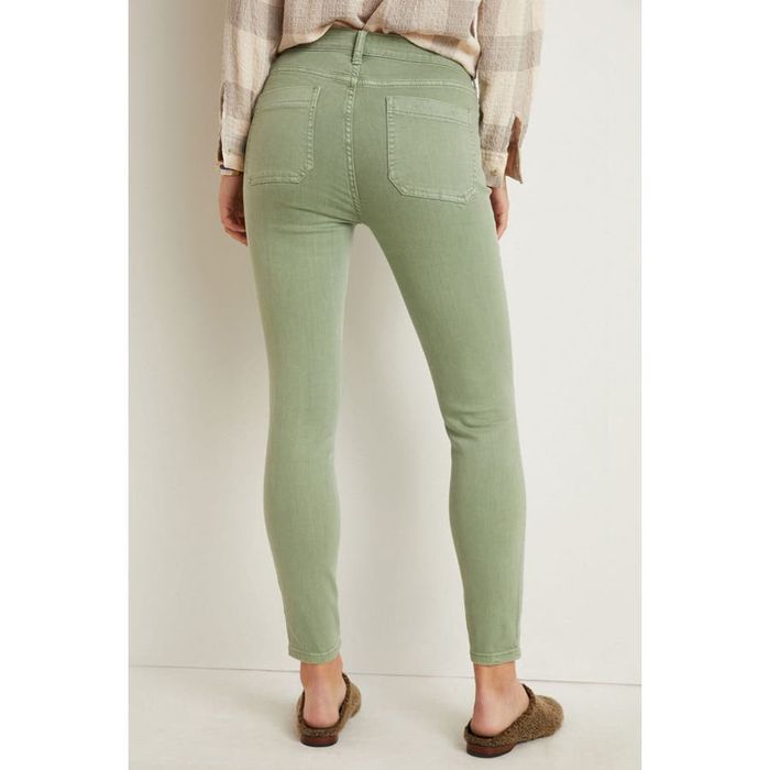 Pilcro High-Rise Patch Pocket Skinny Jeans