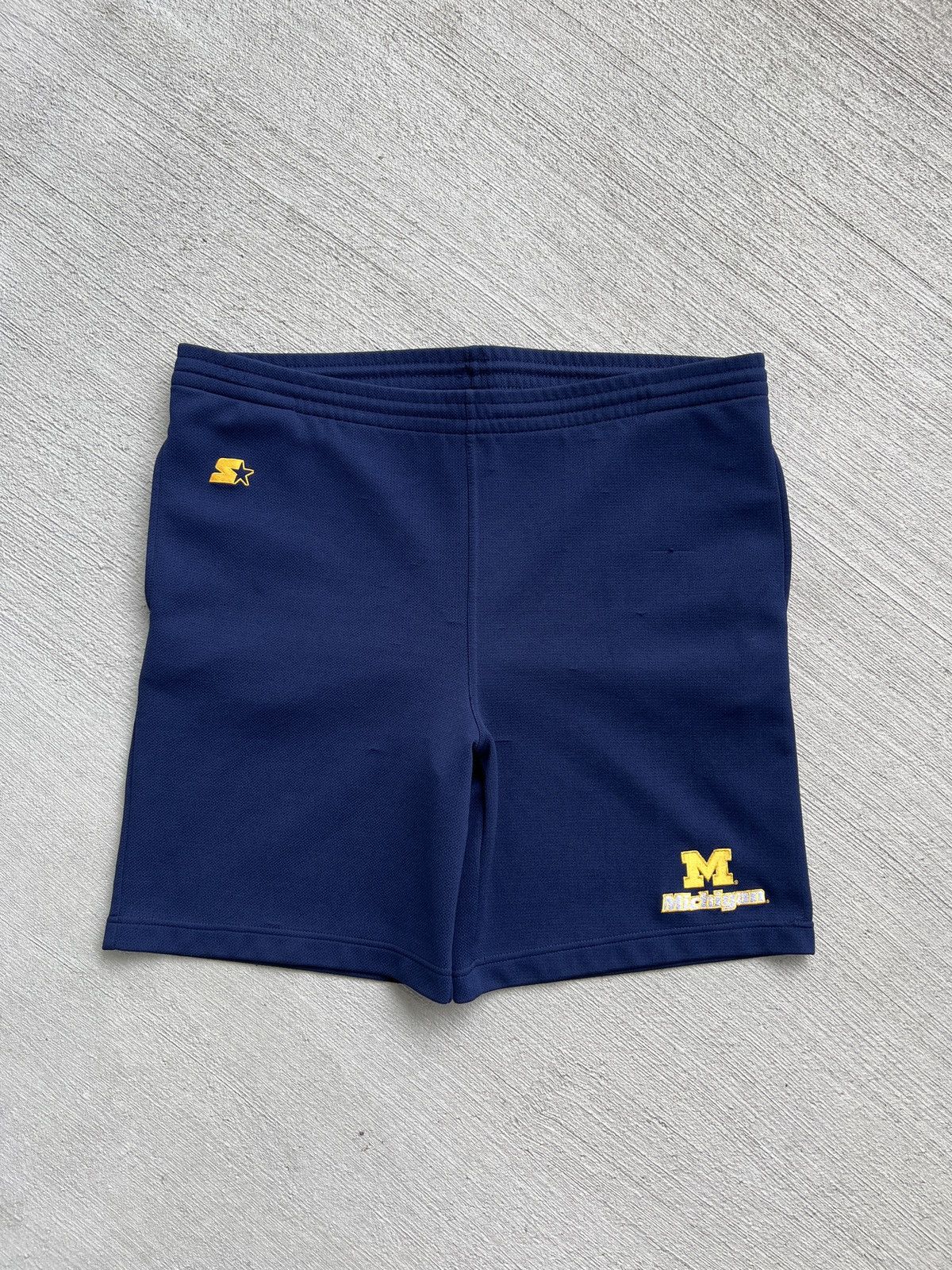 Starter × Vintage Vintage 90s Michigan Wolverines Starter Shorts Size US 36 / EU 52 - 1 Thumbnail
