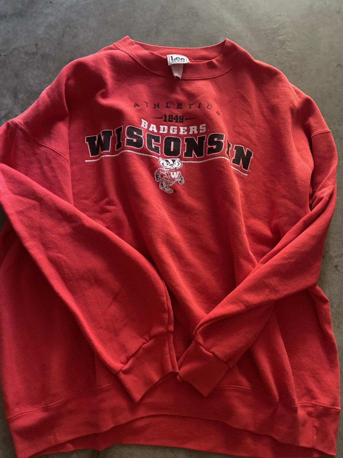 Vintage Vintage University of Wisconsin Red Lee Crewneck Size US XL / EU 56 / 4 - 3 Thumbnail