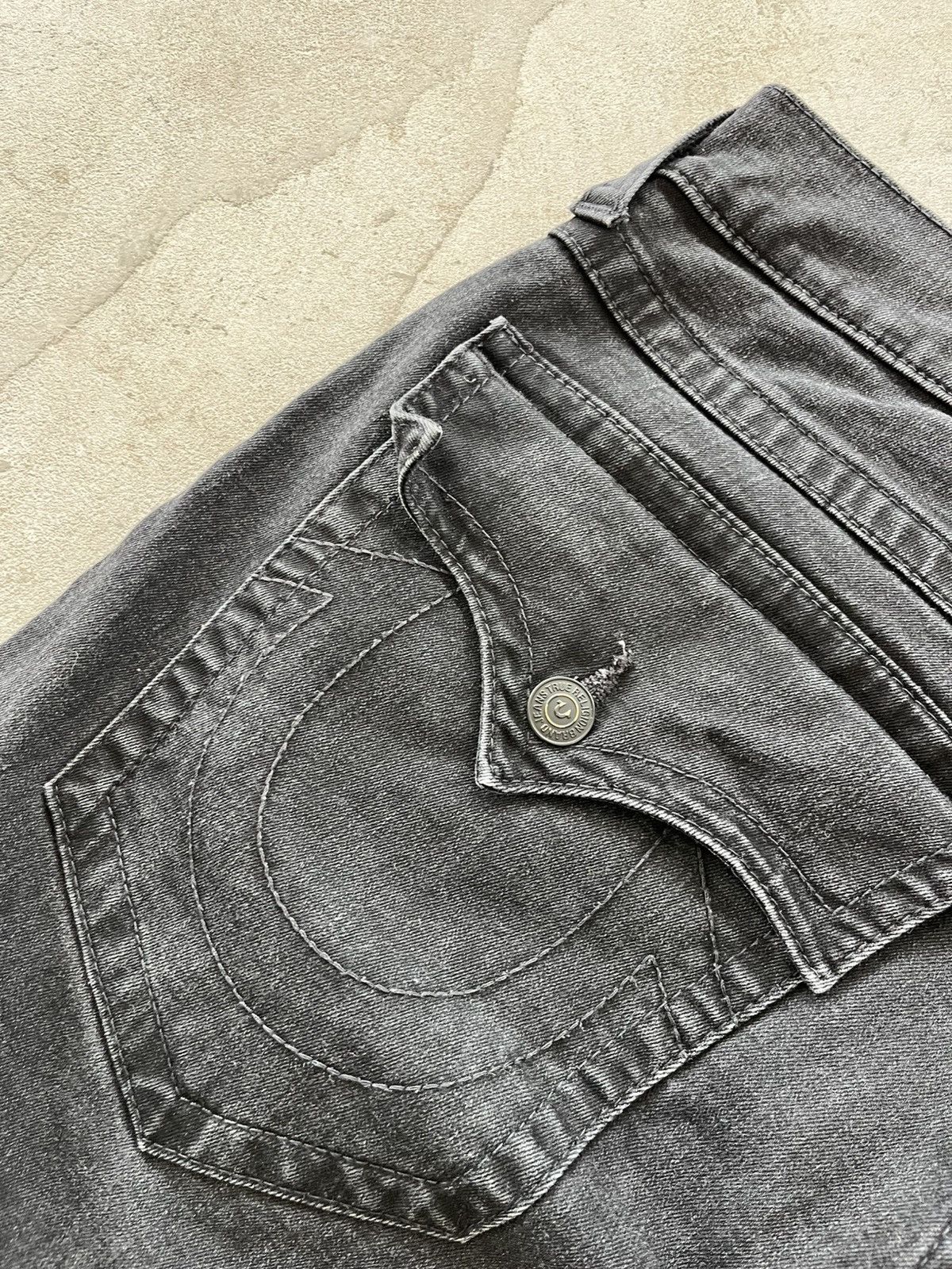True Religion Vintage True Religion Ricky Black Jeans Relaxed Straight fit Size US 40 / EU 56 - 22 Thumbnail