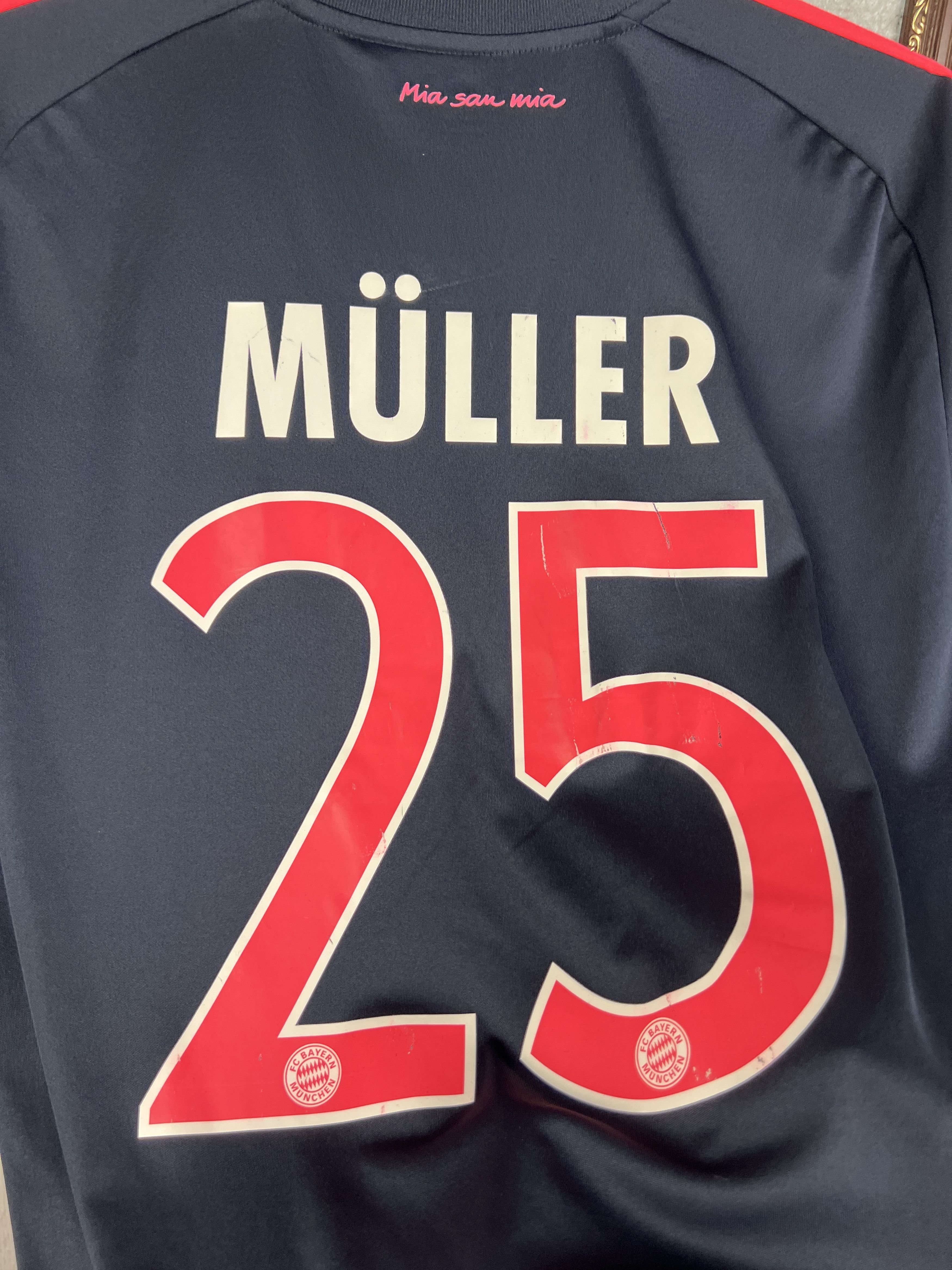 Adidas Bayern Munich football shirt Soccer #25 Muller Jersey Trikt Size US M / EU 48-50 / 2 - 10 Thumbnail