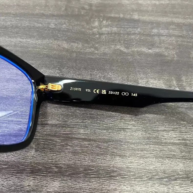 Louis Vuitton Louis Vuitton Side logo black frame glasses Size ONE SIZE - 4 Thumbnail